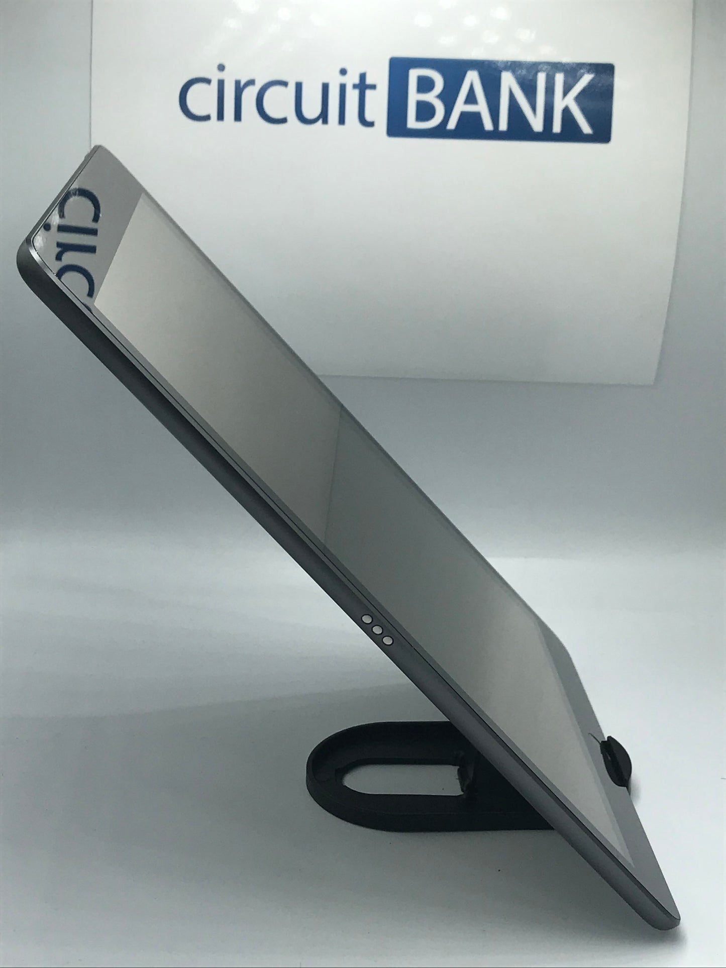 iPad 9th Gen 64GB (Producto Unico)