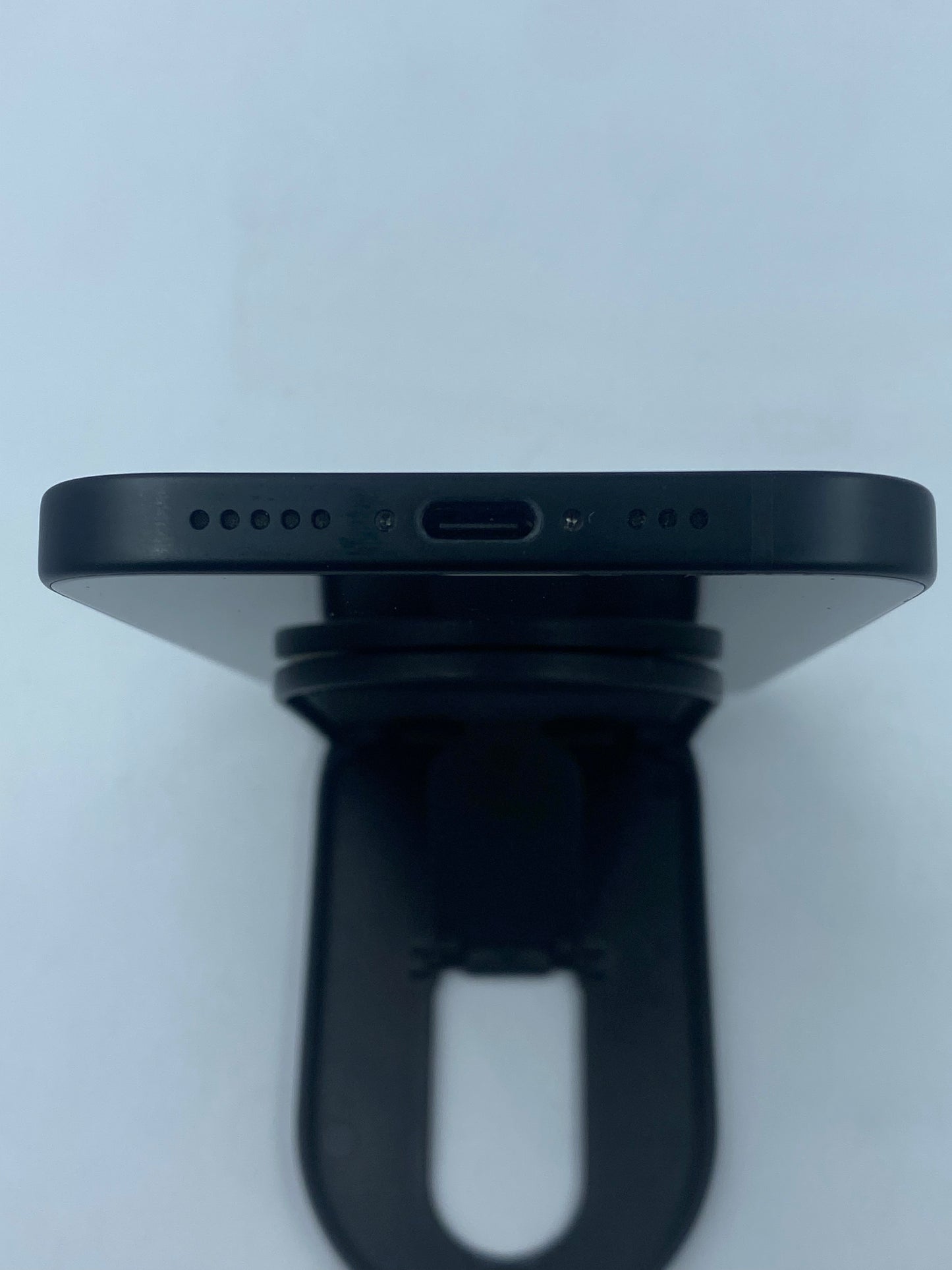 iPhone 15 128GB