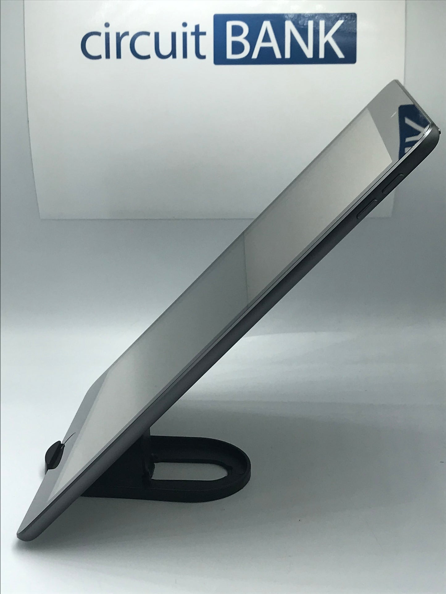 iPad 9th Gen 64GB (Producto Unico)