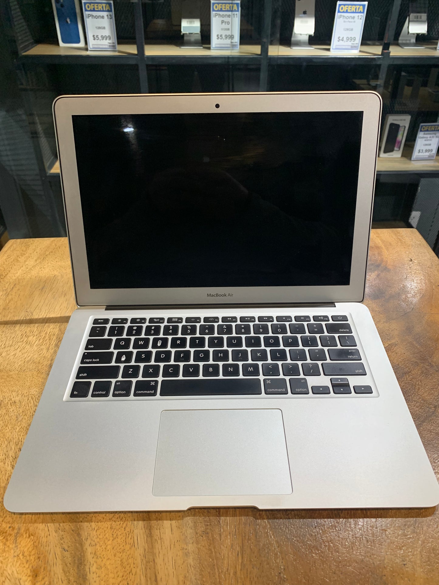MacBook Air 2015 13" 128GB (Producto Unico)