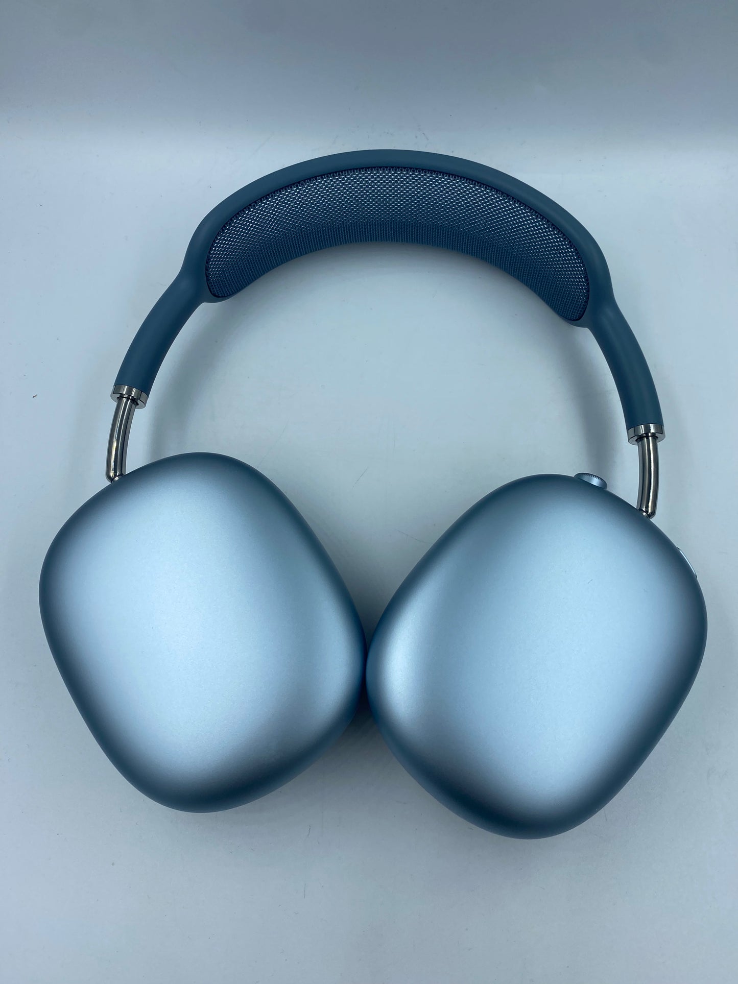 Airpods Max 2 with Smart Case