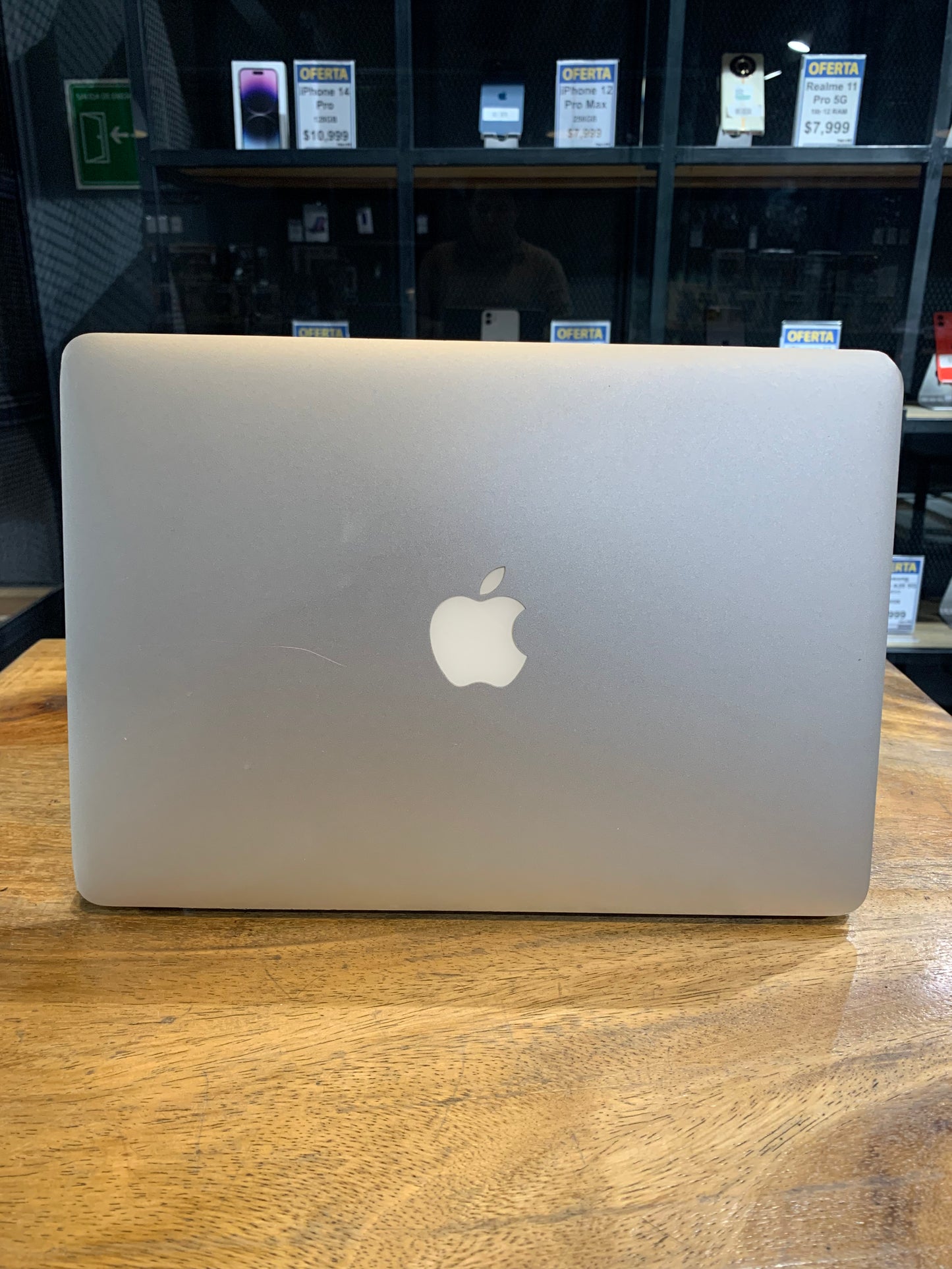 MacBook Pro 2015 13" 256GB / 8GB RAM (Producto Único)