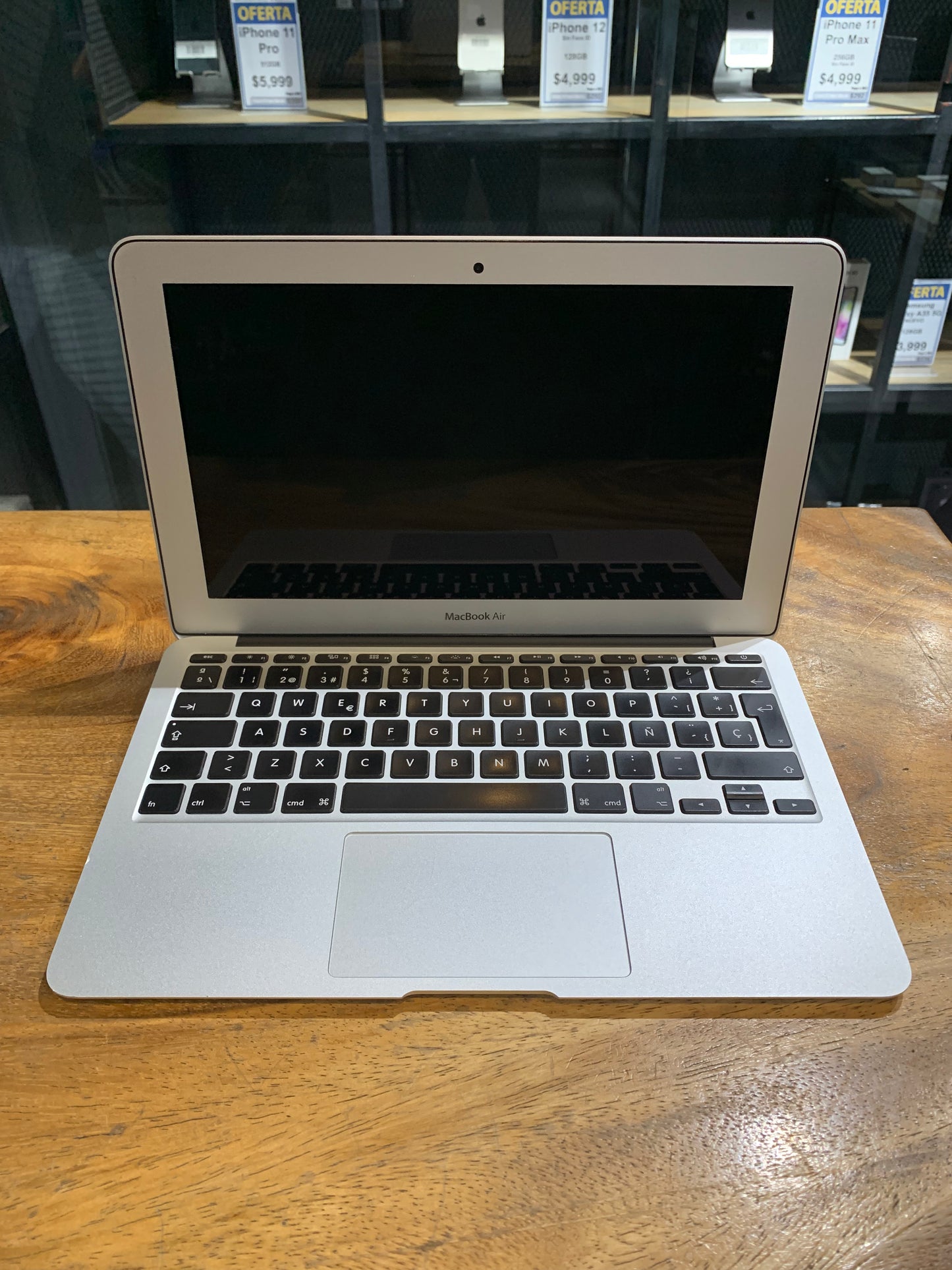 Macbook Air 11" 2014 (Producto Unico)