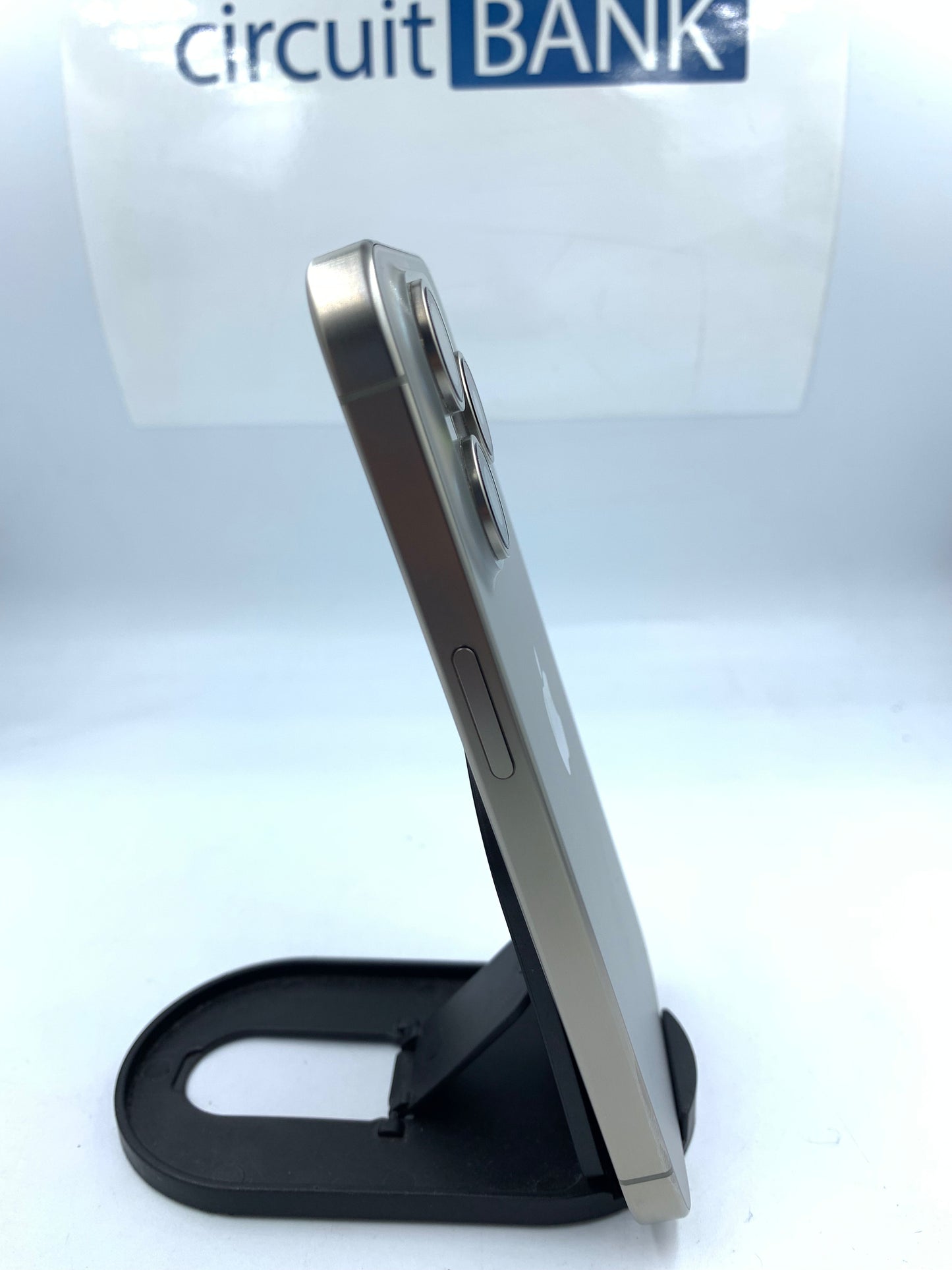 iPhone 15 Pro 256GB (Producto Único)
