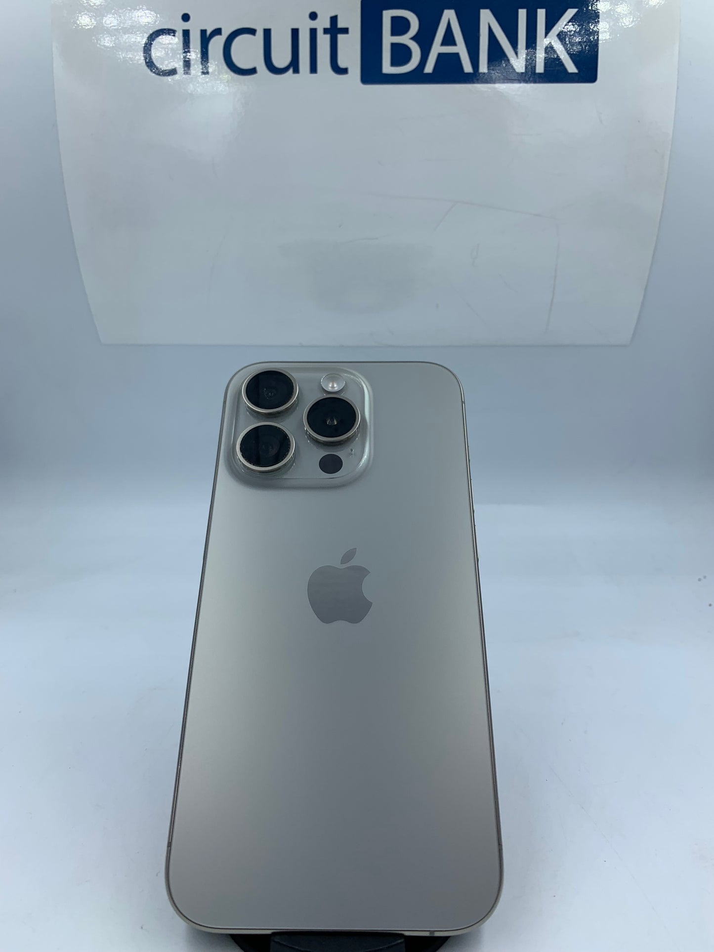iPhone 15 Pro 256GB (Producto Único)