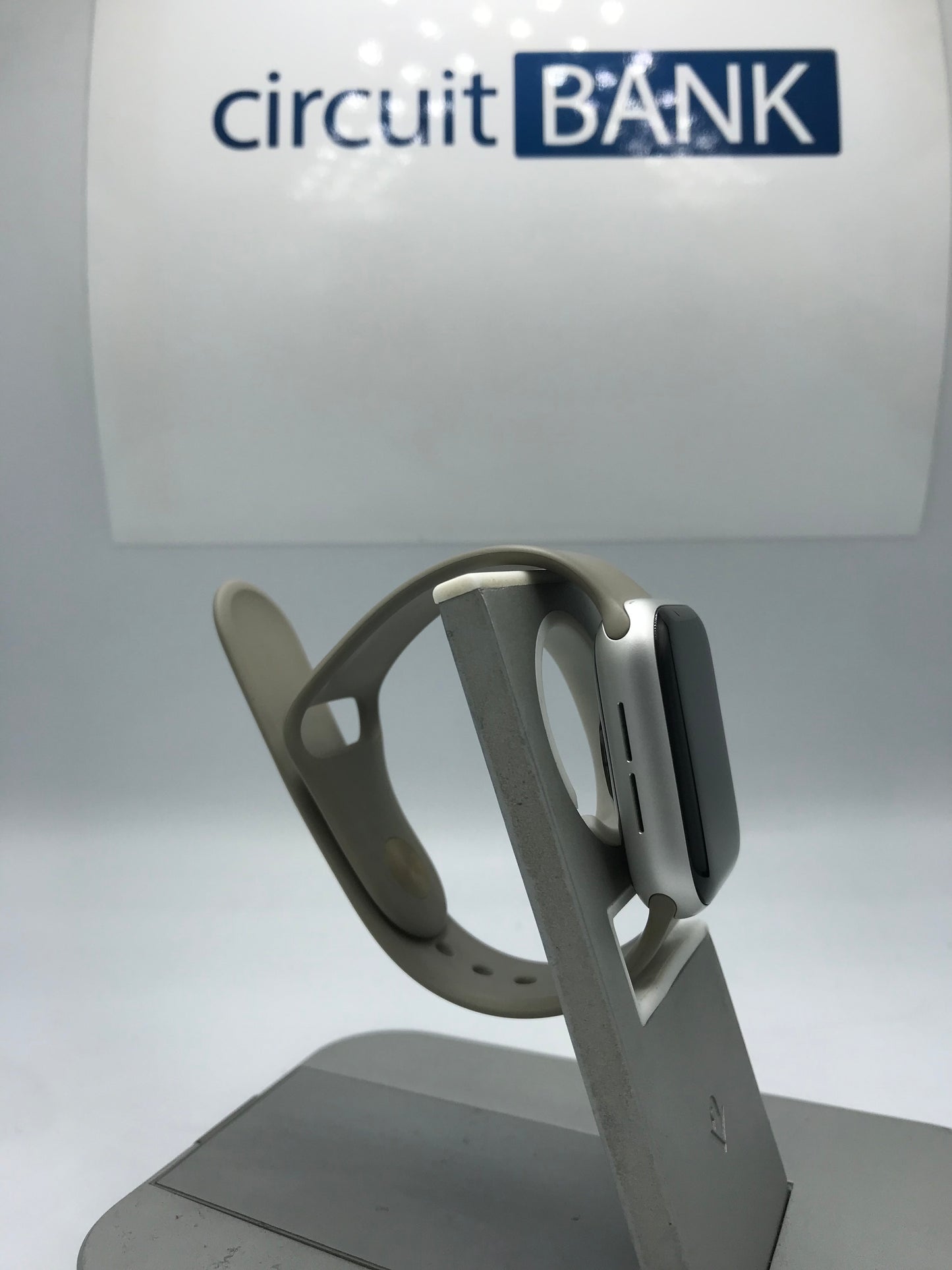Apple Watch Series 4 40mm GPS (Producto Unico)