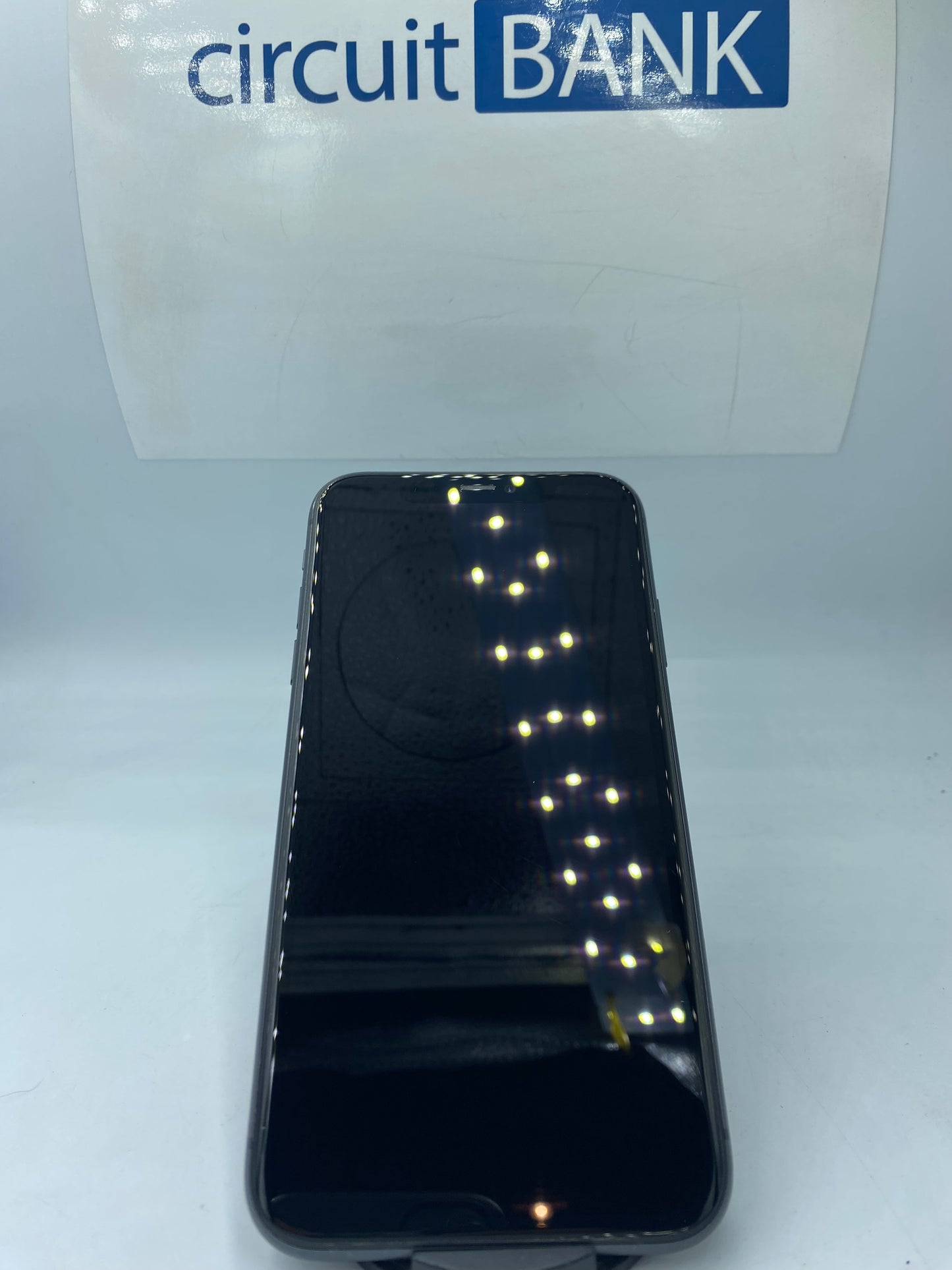 iPhone 11 64GB (Producto Único)