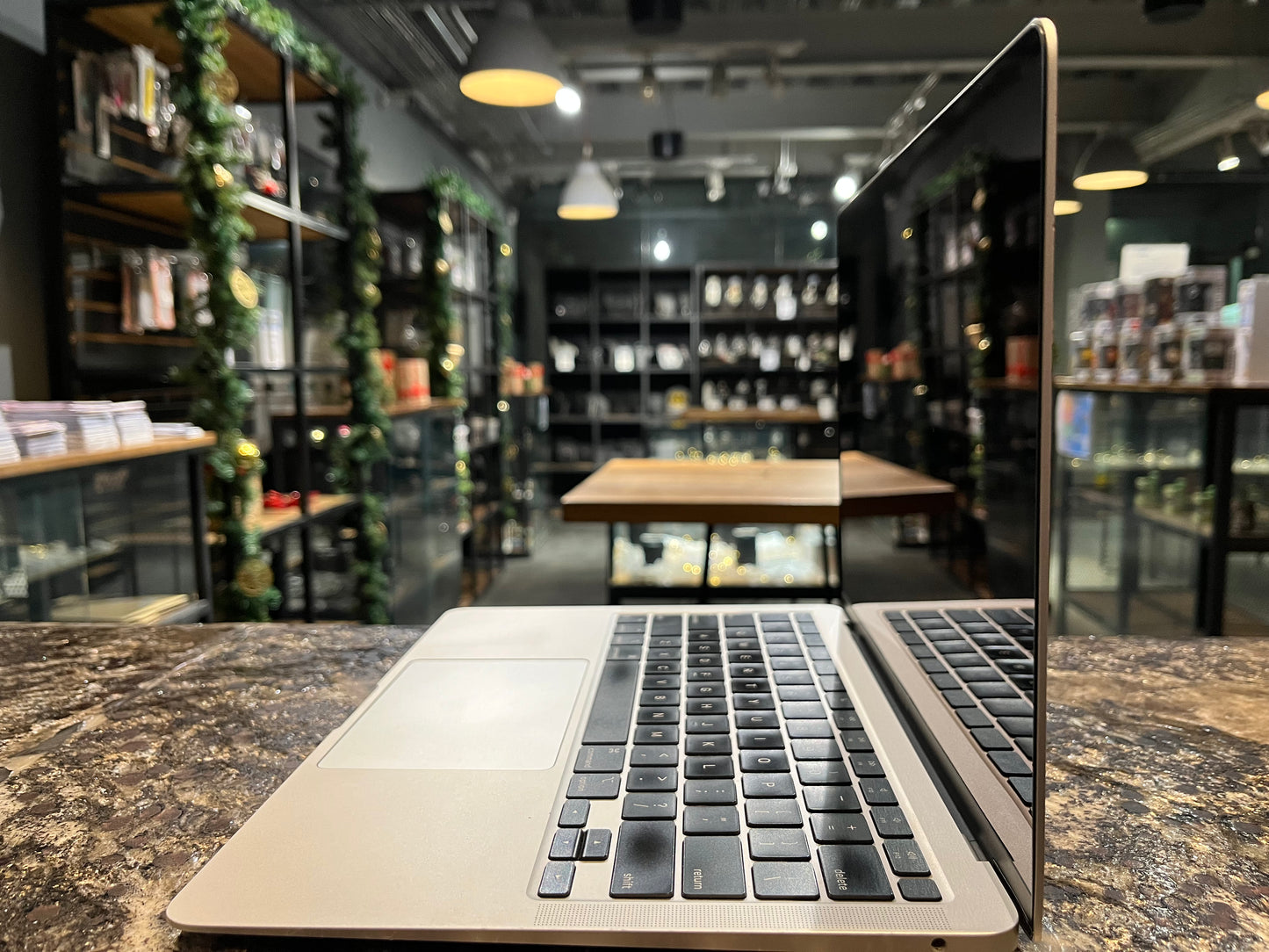 MacBook Air 2020 M1 256GB / 8GB RAM