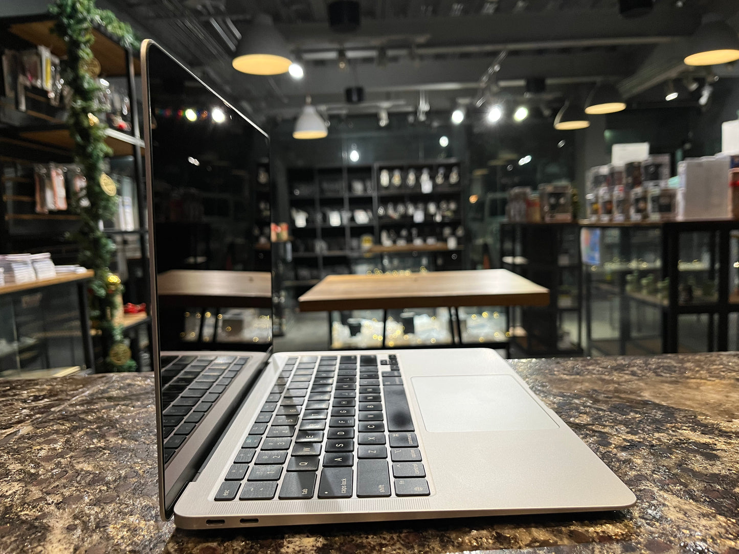 MacBook Air 2020 M1 256GB / 8GB RAM