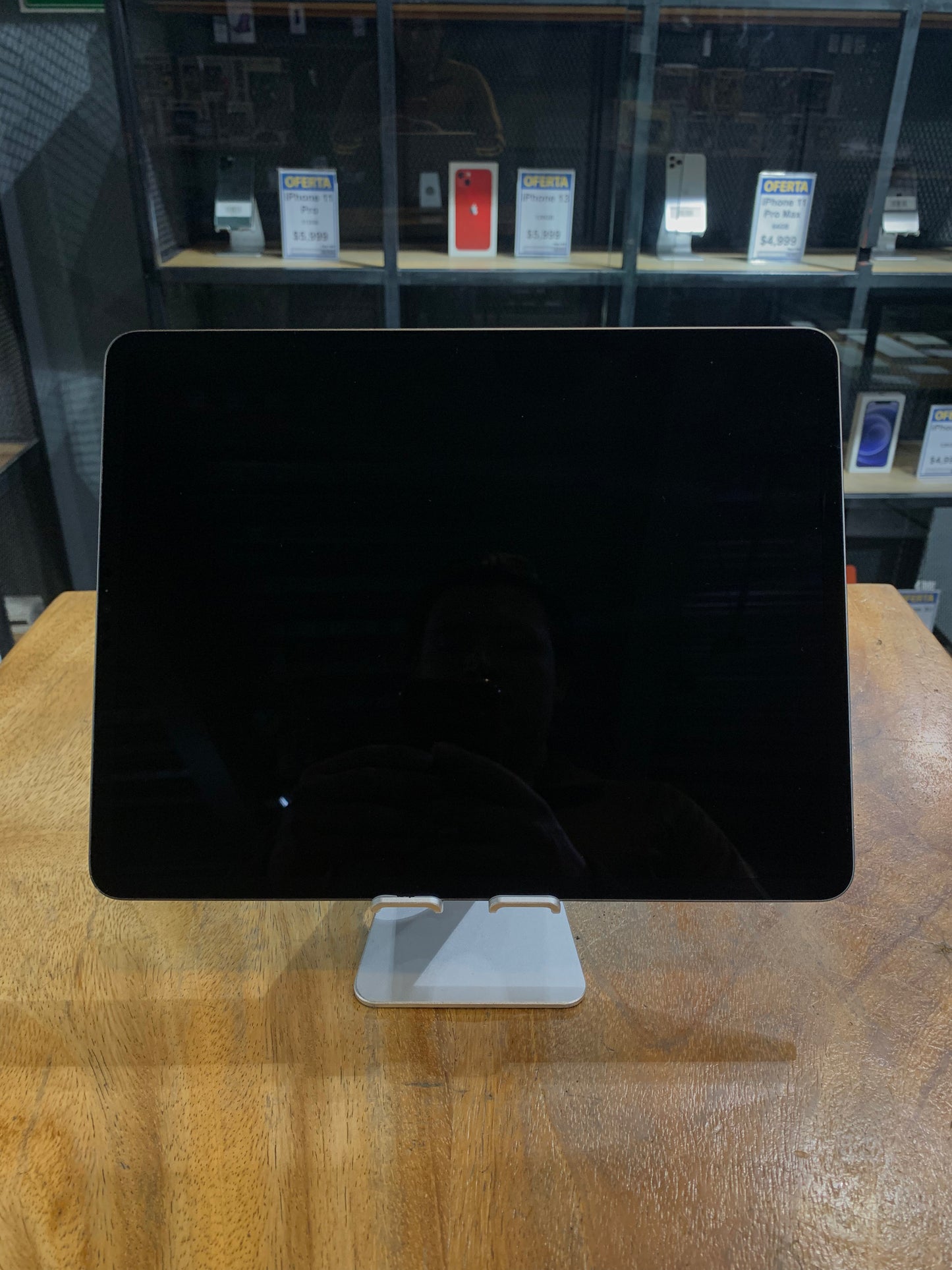 iPad Pro 12.9" 5ta Gen 128GB (Producto Unico)