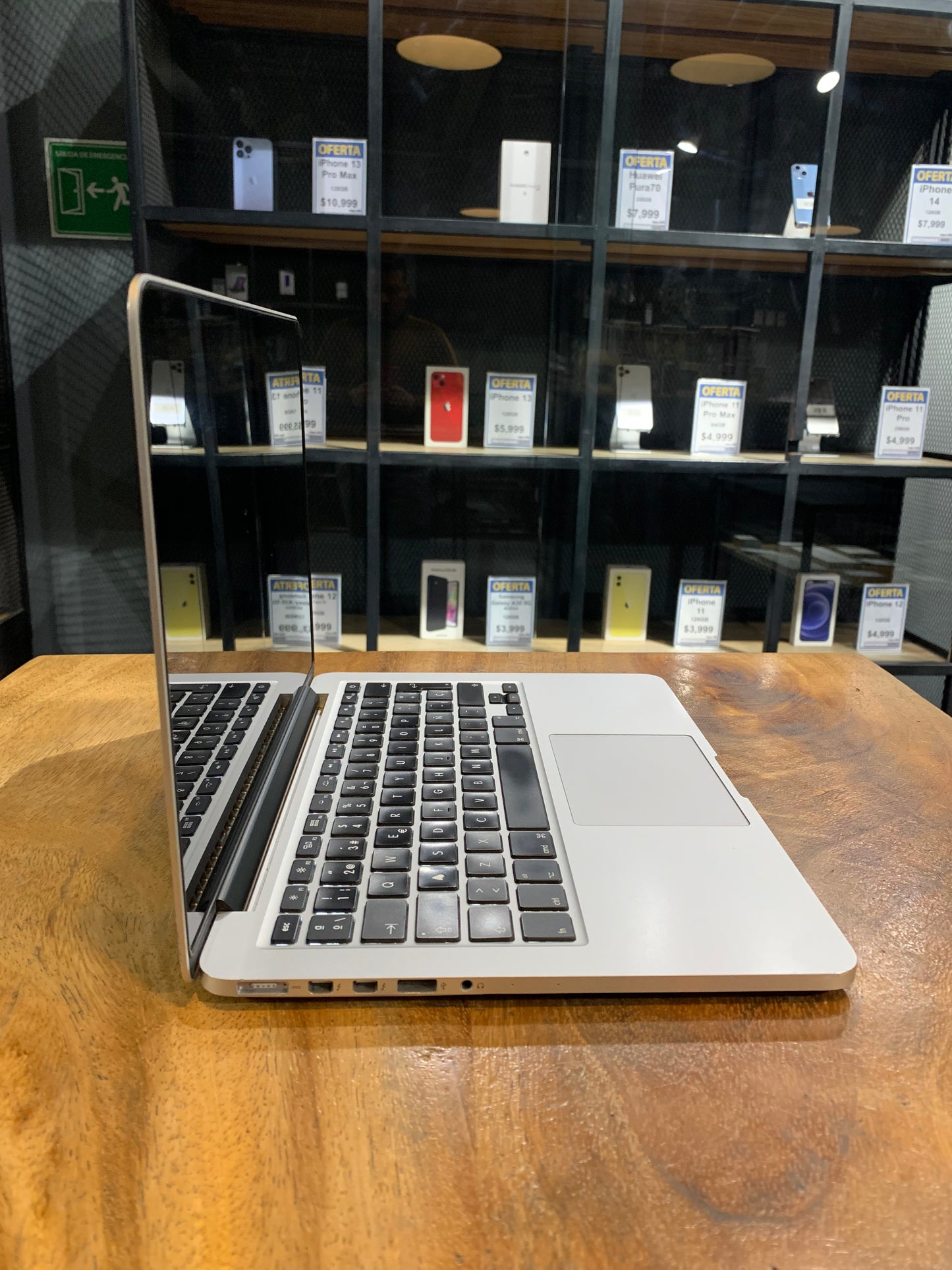MacBook Pro 13" 2015 512GB (Producto Unico)
