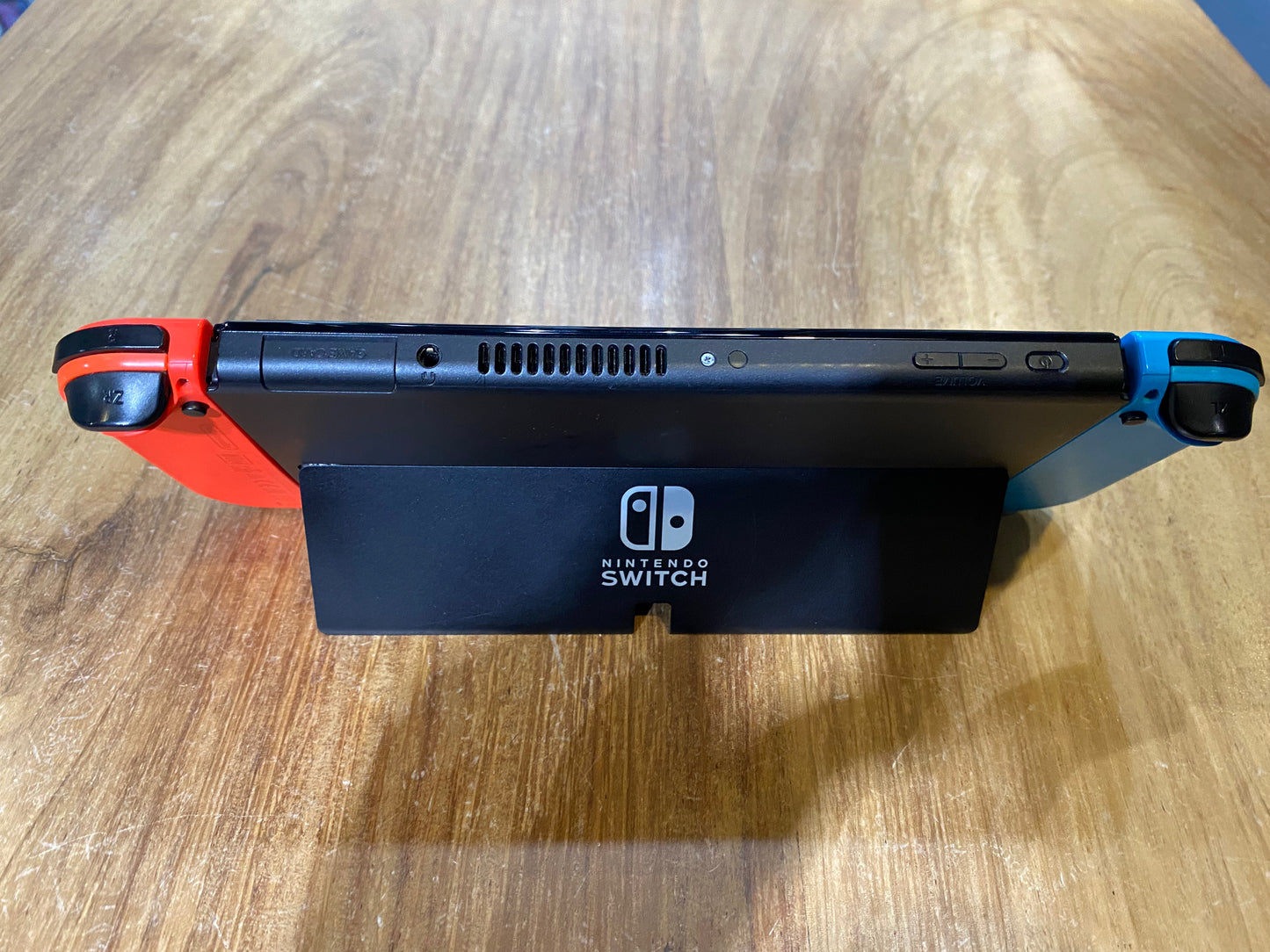 Nintendo Switch Oled 64GB (Producto Ùìnico)