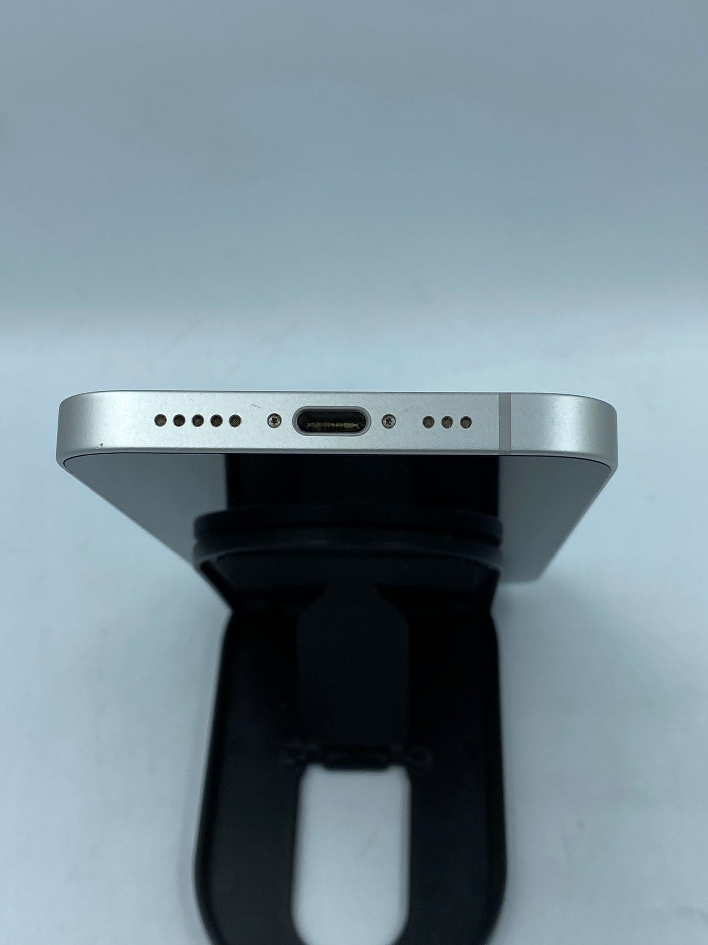 Apple iPhone 16e