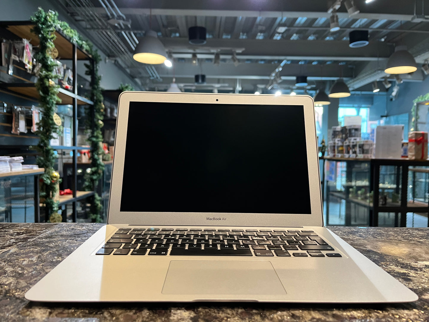 MacBook Air 2017 13" 128GB / 8GB RAM