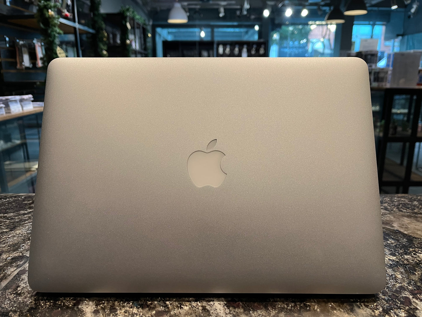 MacBook Air 2017 13" 128GB / 8GB RAM