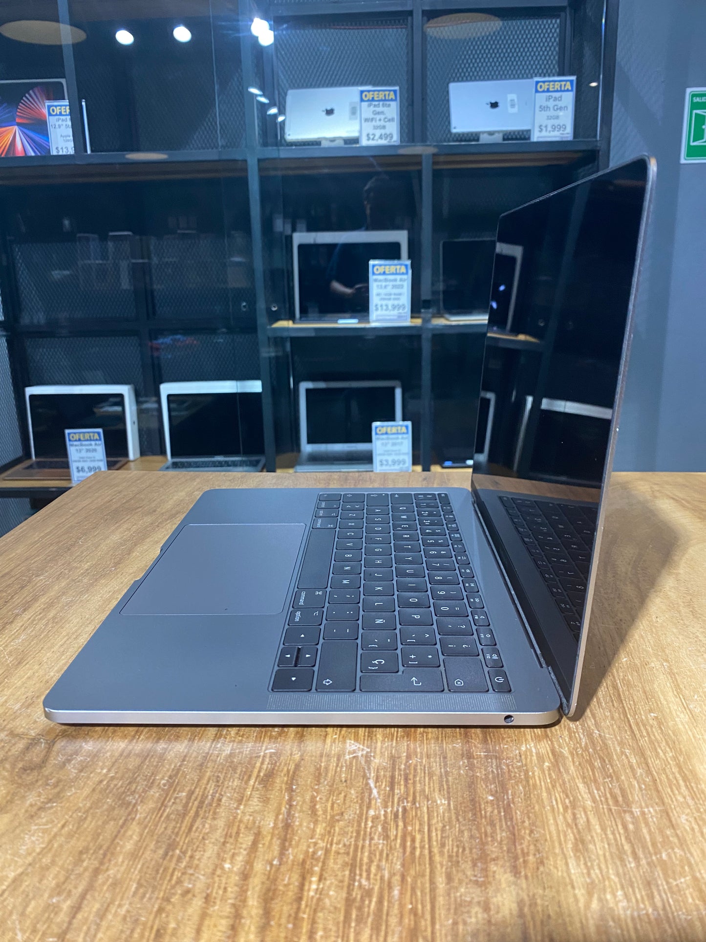 MacBook Pro 13" 2017 128GB (Producto Unico)