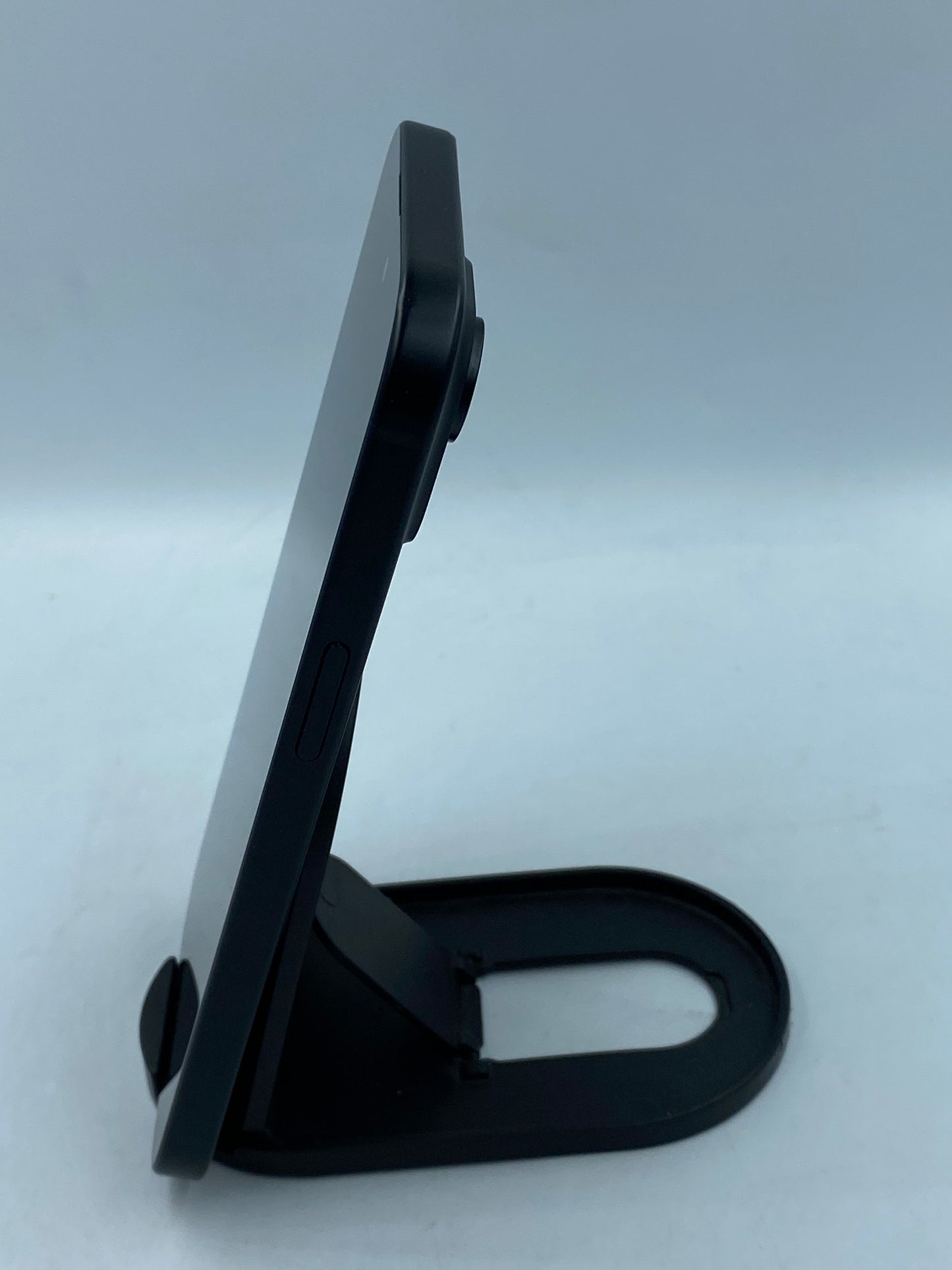 Apple iPhone 15