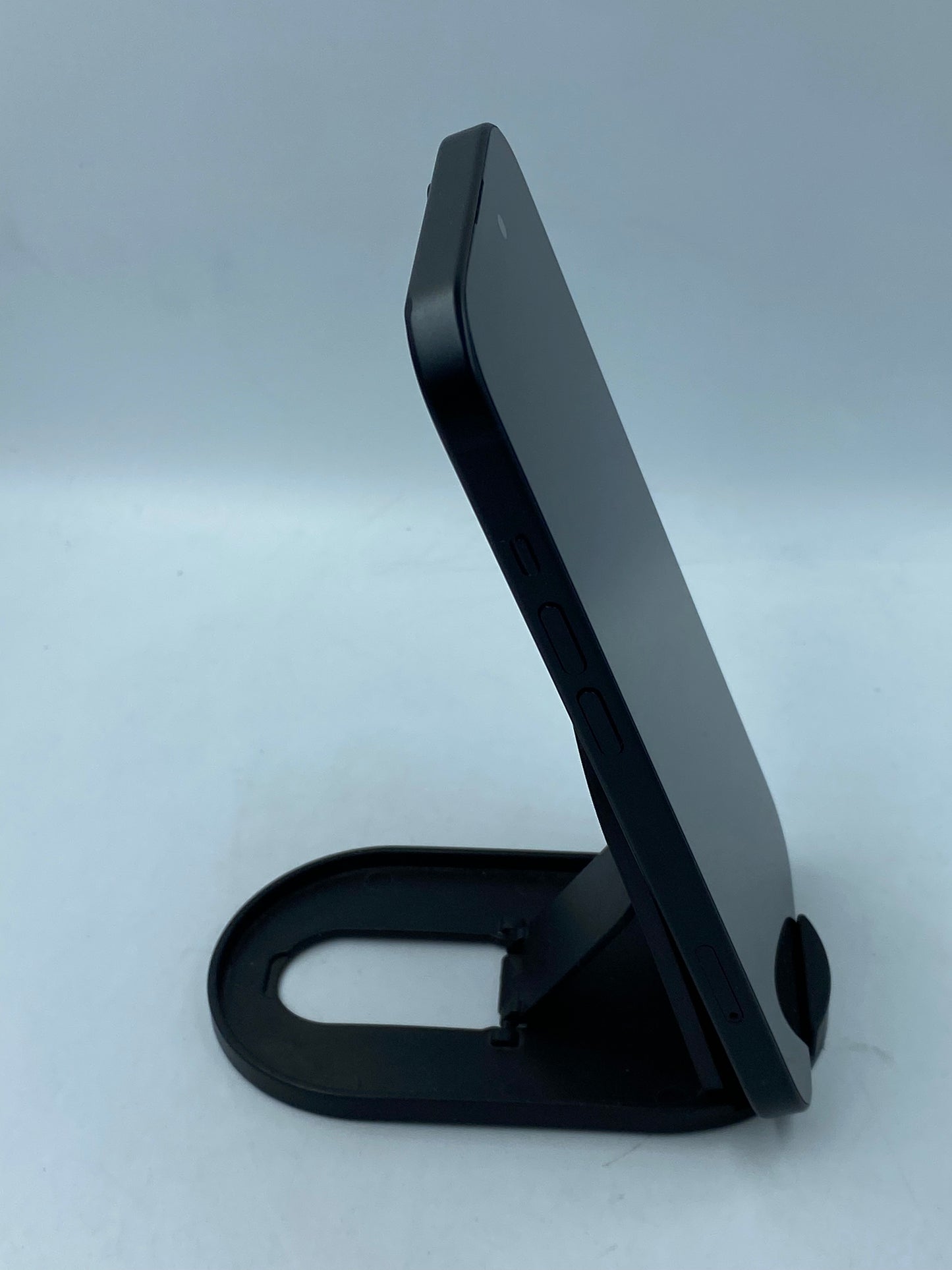 Apple iPhone 15