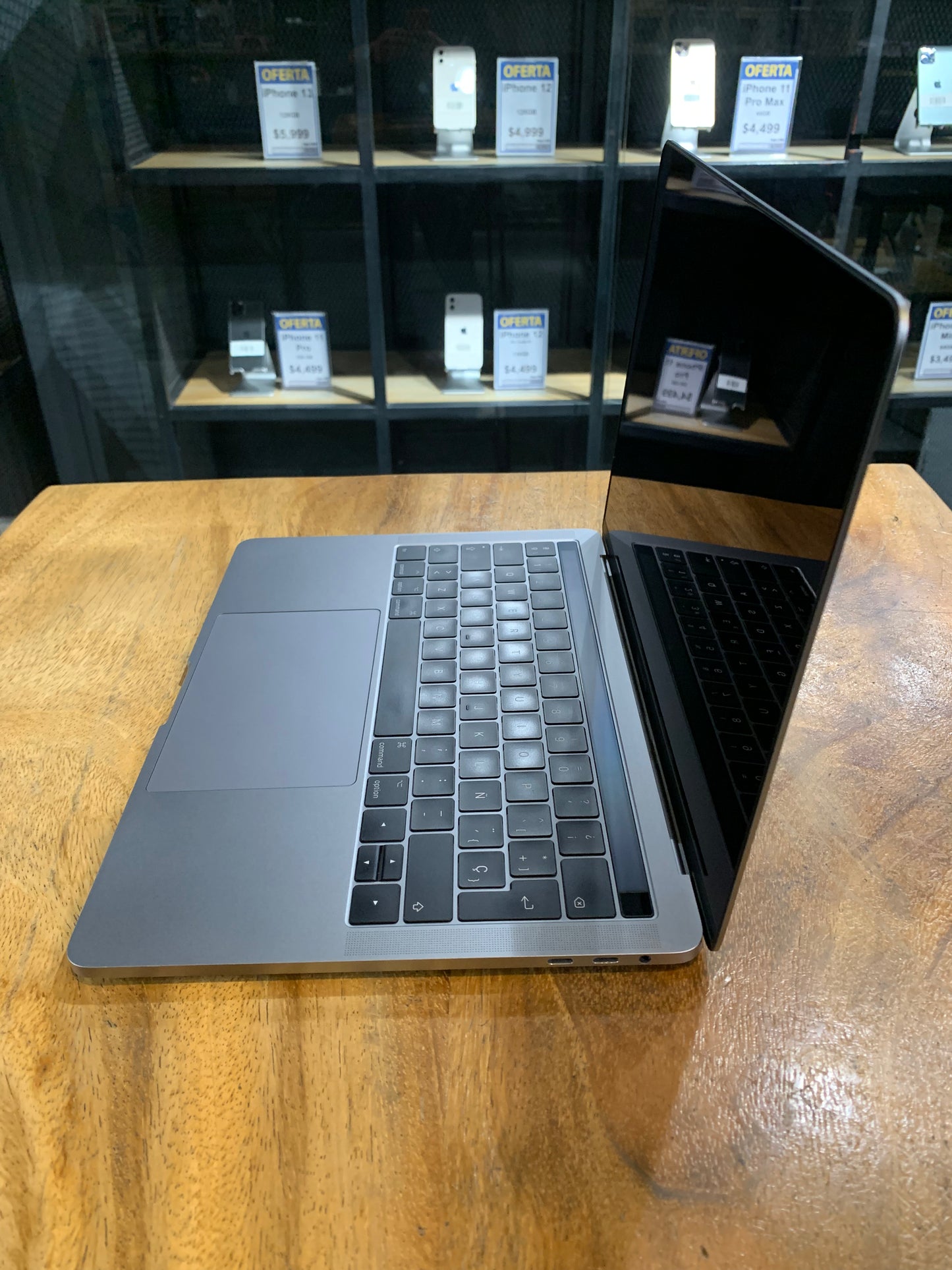 MacBook Pro 13" 2016 (Producto Unico)
