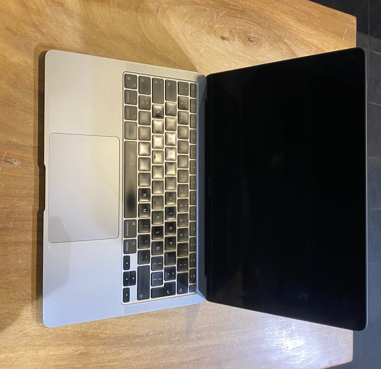 Macbook Air 2020 M1