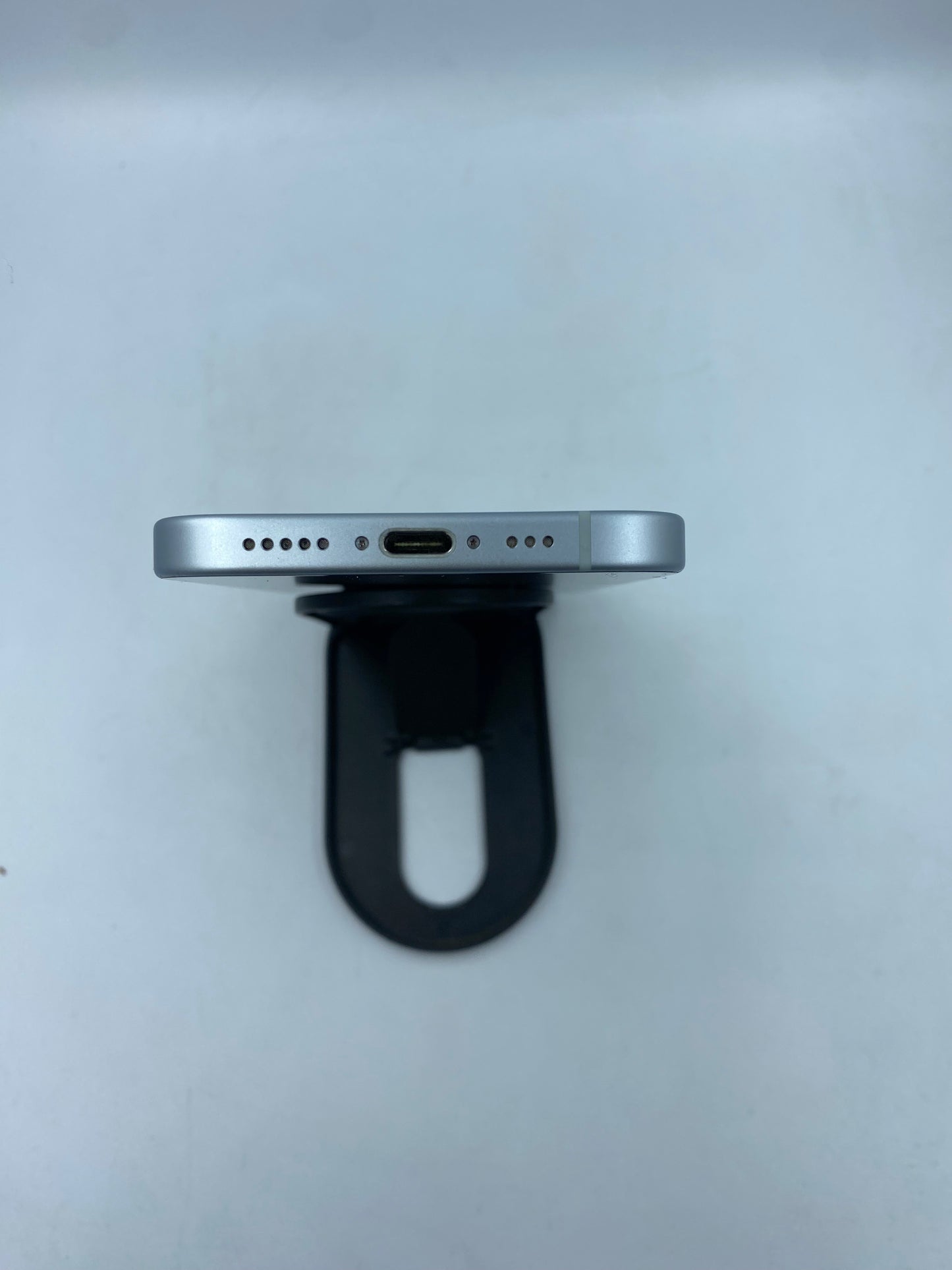 iPhone 15 128GB