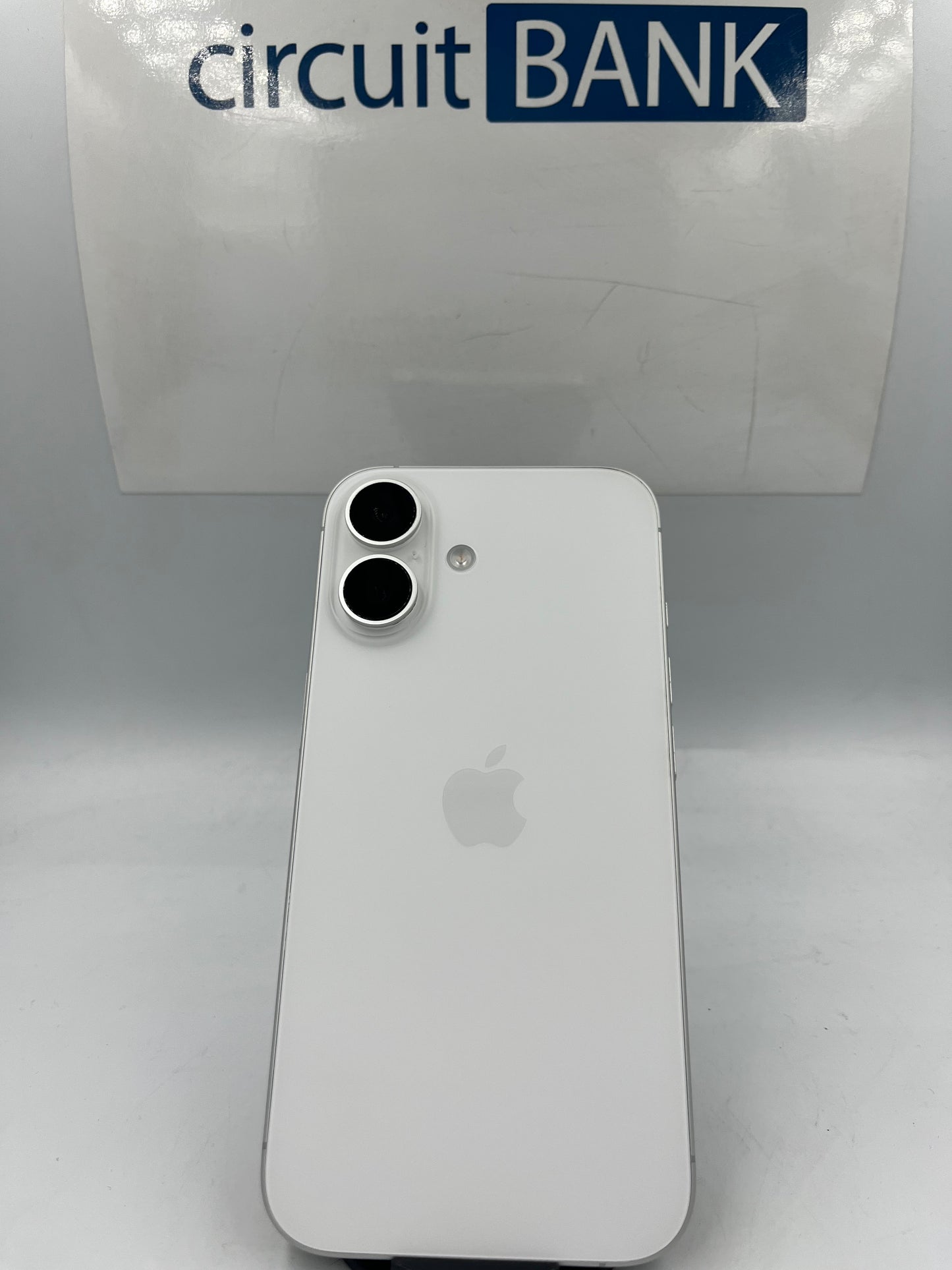 iPhone 16 128GB