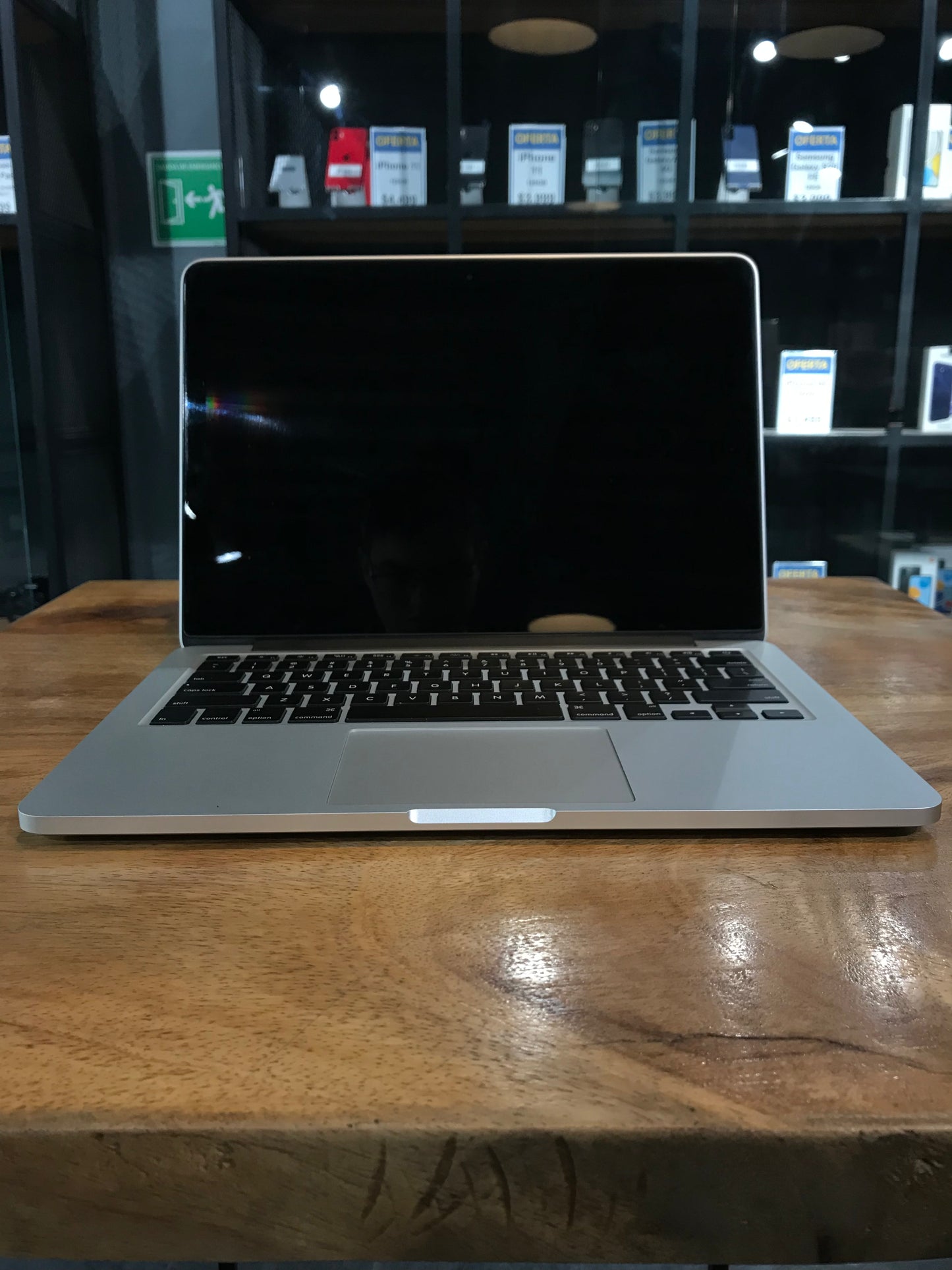 MacBook Pro 13" 2015 16GB RAM/ 500GB SDD (Producto Unico)