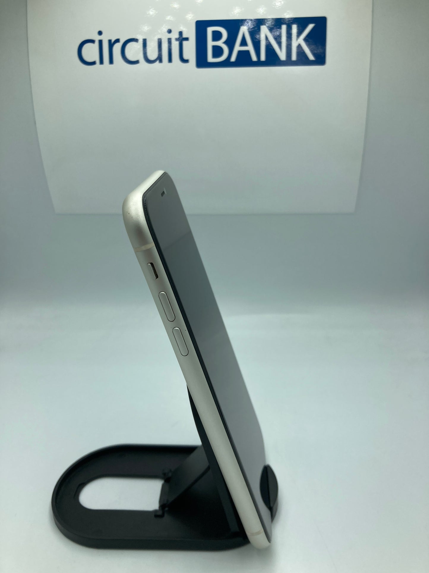 iPhone 11  128GB (Producto Unico)