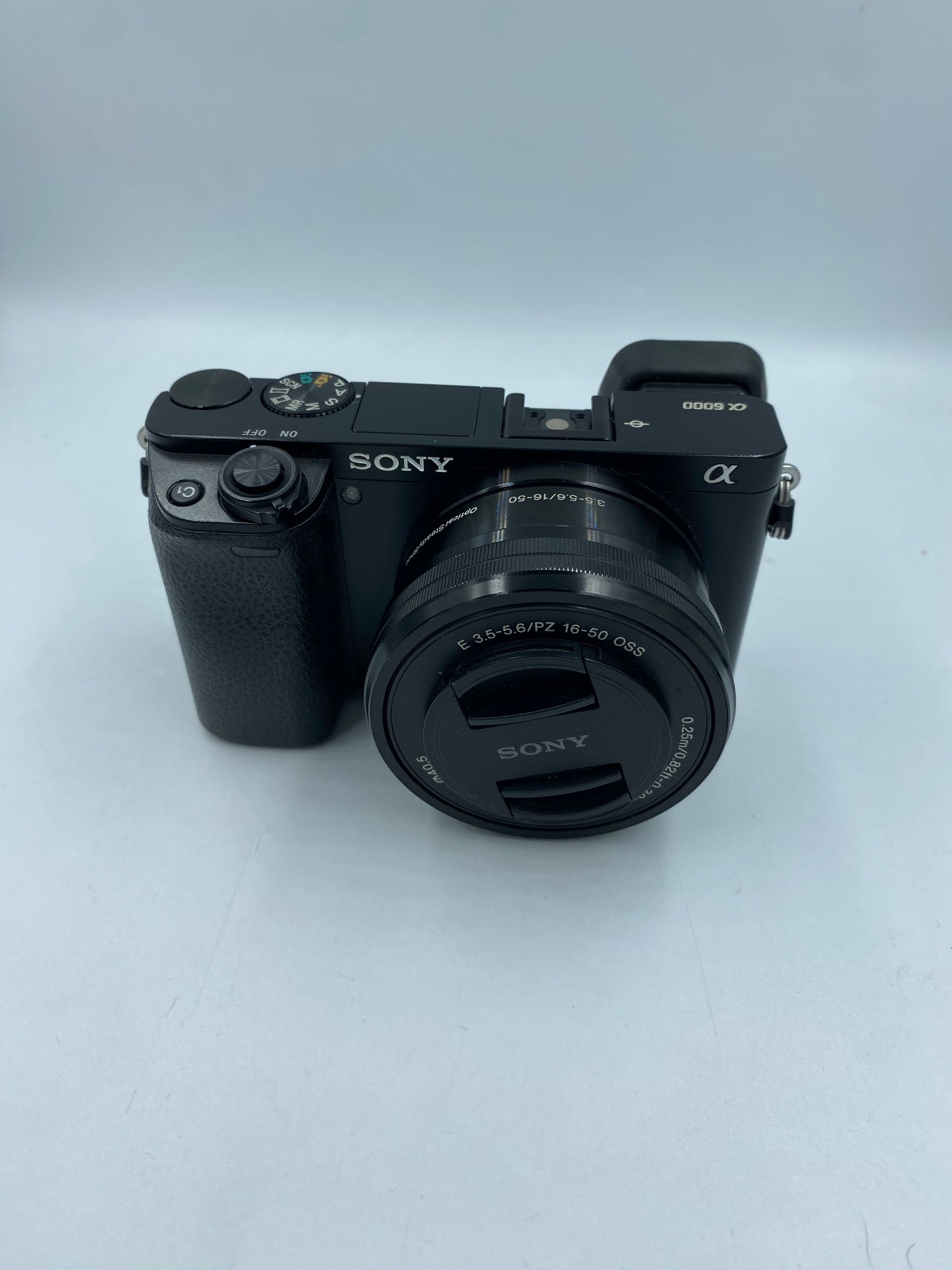 Camara Sony Alpha 6000