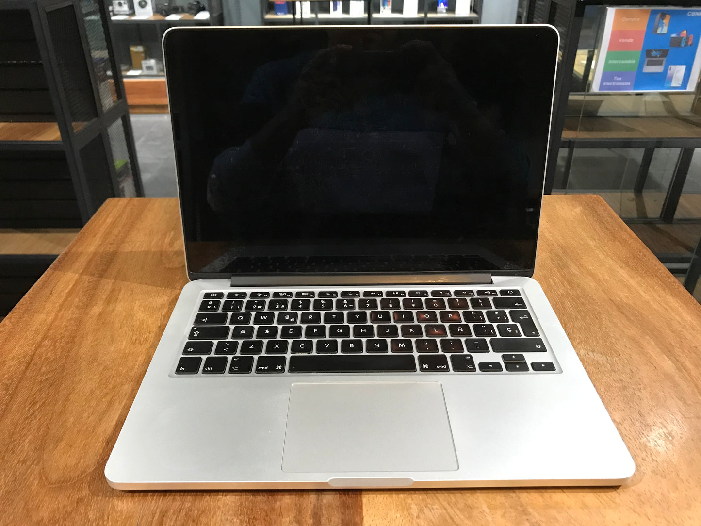 Macbook Pro 13" 2015 512GB (Producto Unico)