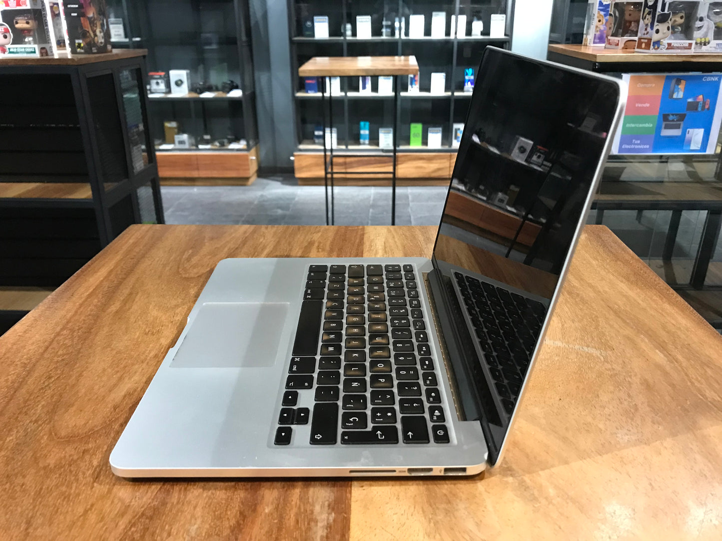 Macbook Pro 13" 2015 512GB (Producto Unico)