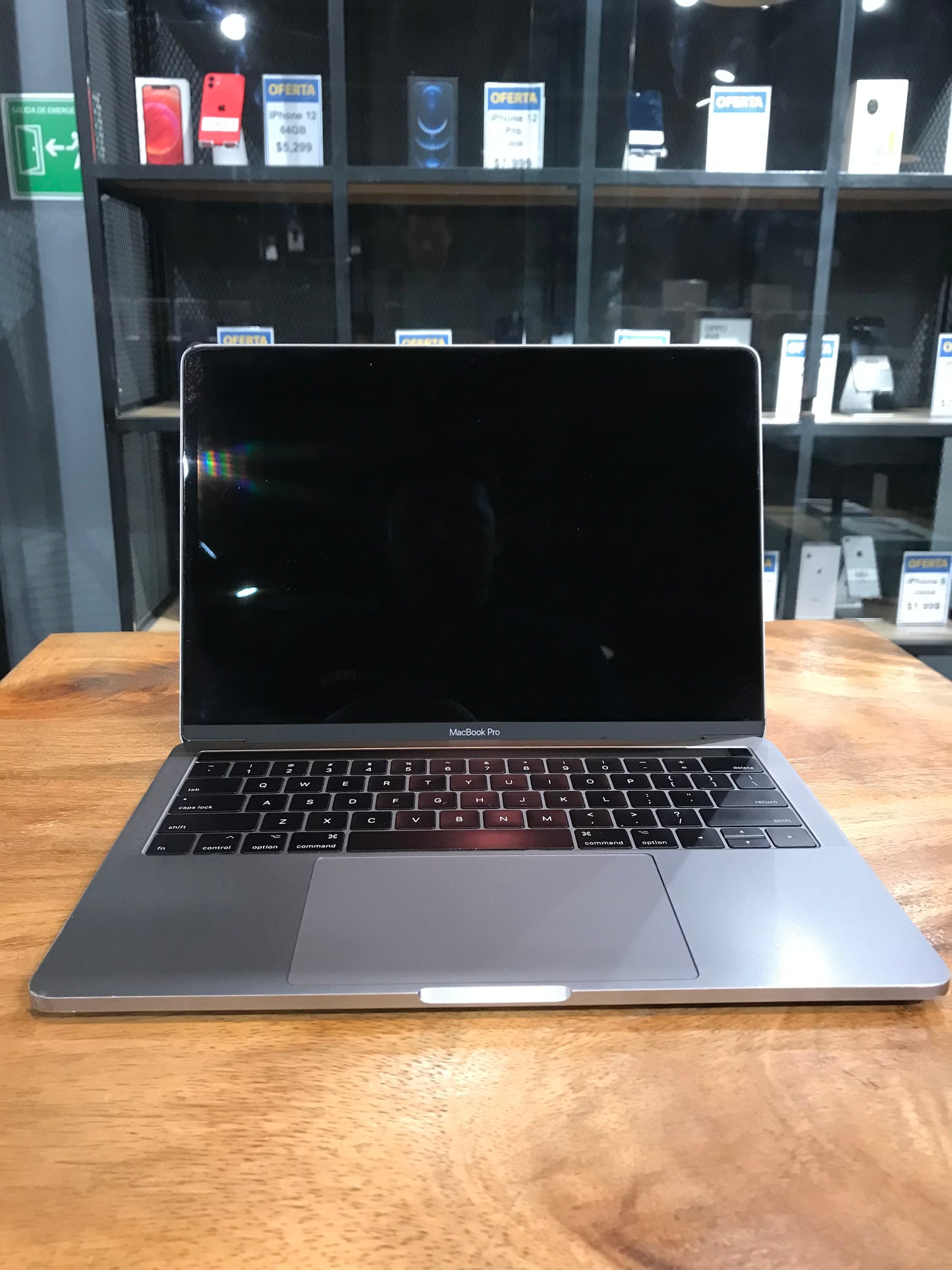 MacBook Pro 13" 2017 (Producto Unico)
