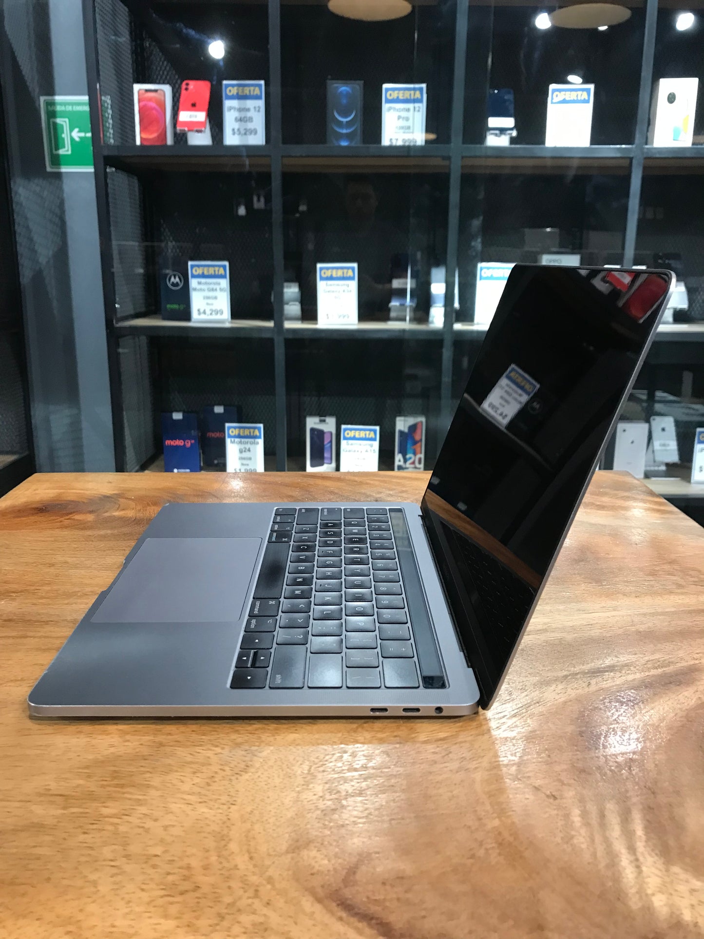 MacBook Pro 13" 2017 (Producto Unico)