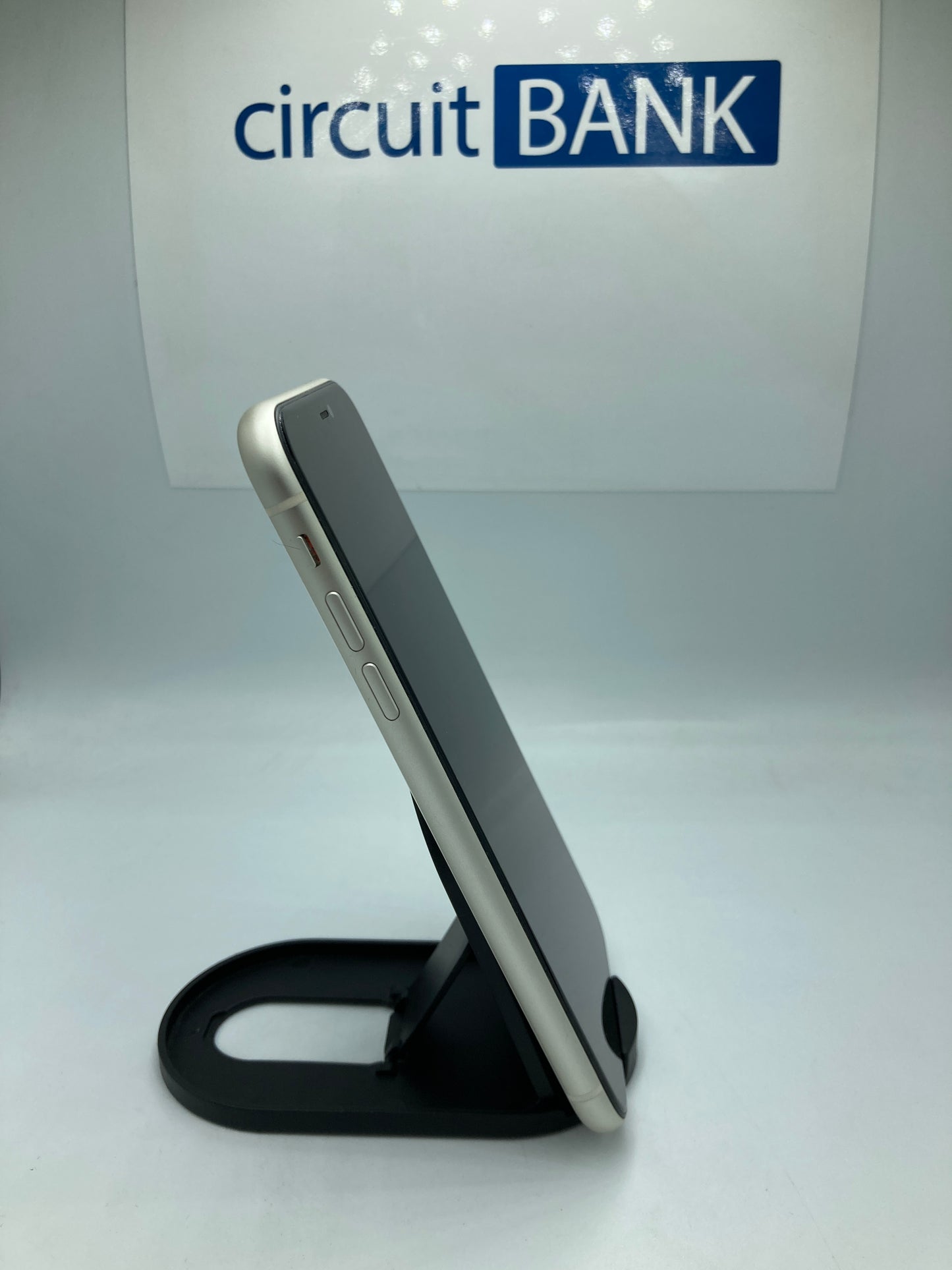 iPhone 11 64GB (Producto Único)