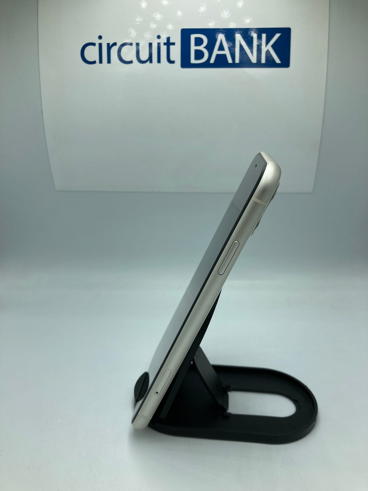 iPhone 11 64GB (Producto Único)