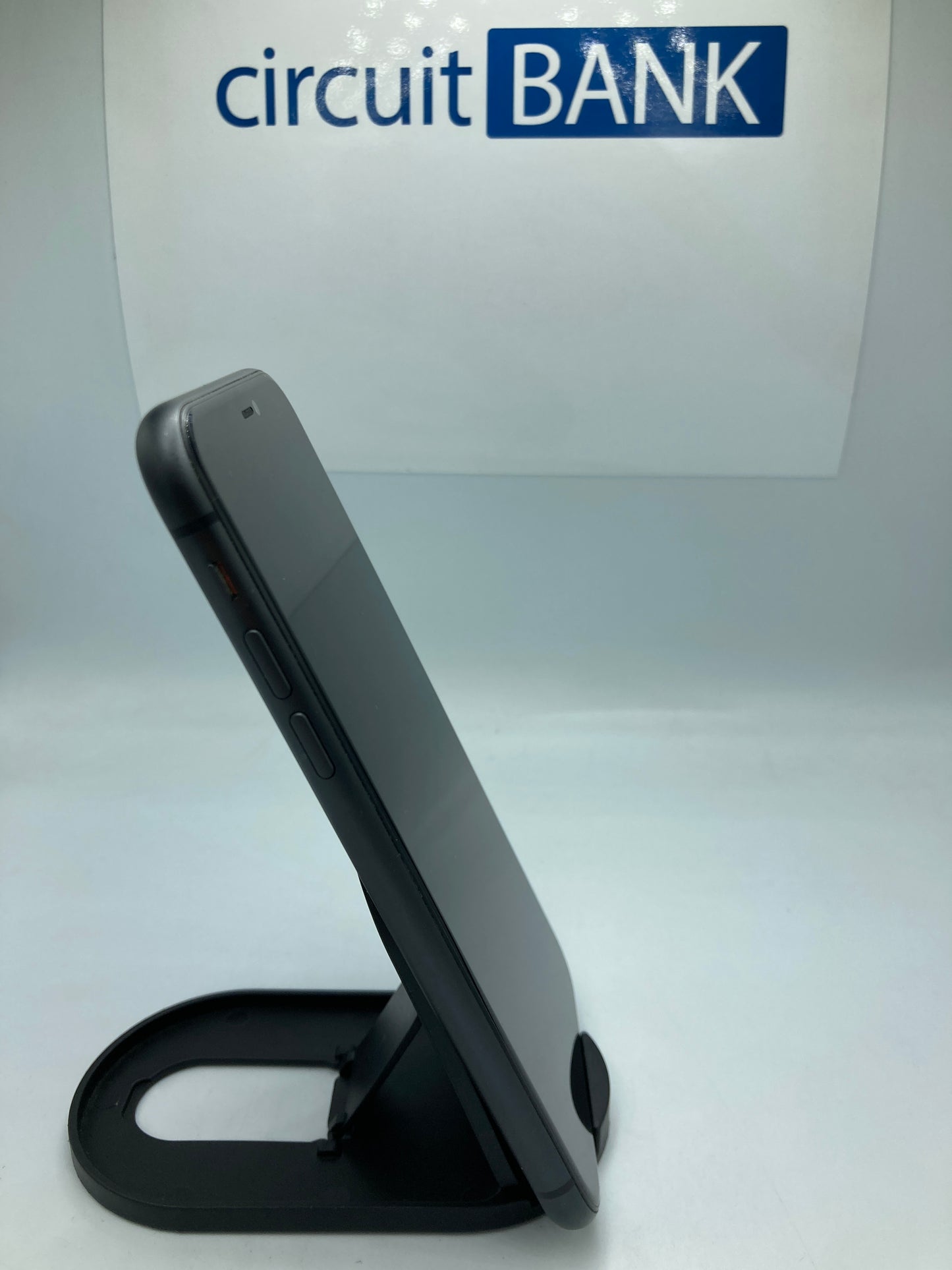 iPhone 11 128GB (Producto Único)