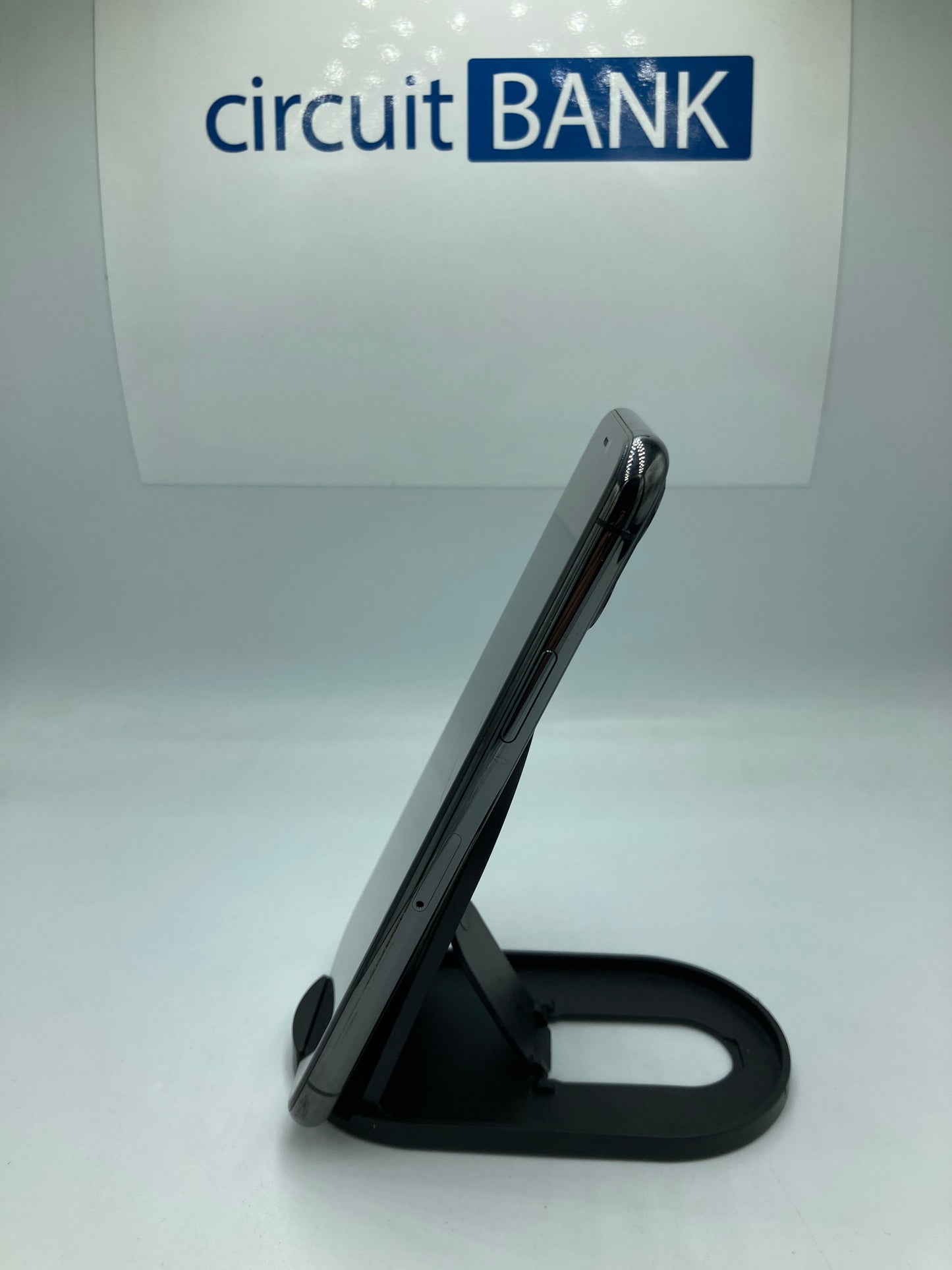 iPhone 11 Pro 64GB (Producto Único)