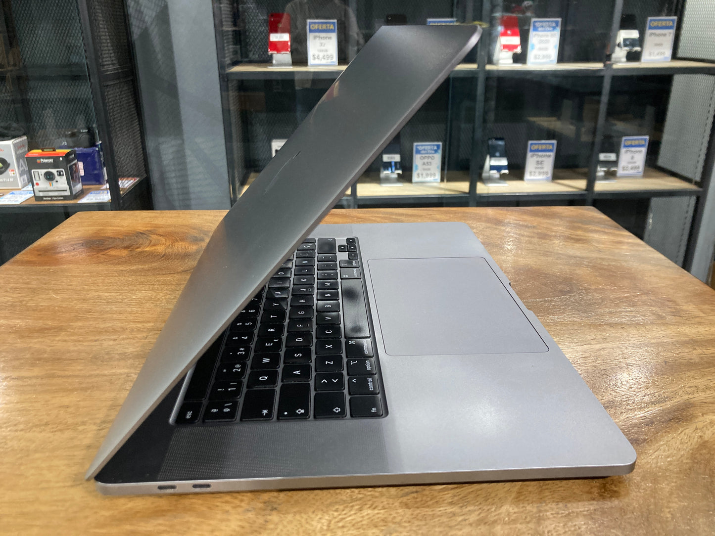 MacBook Pro 16" 2019 TouchBar (Producto Único)