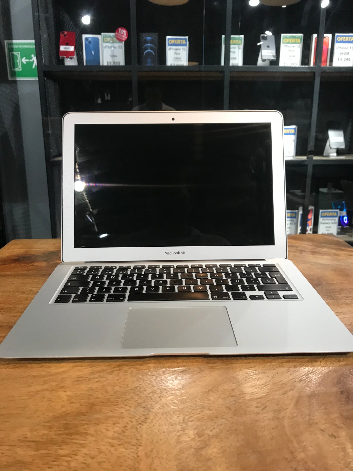 MacBook Air 13 Pulgadas 2015 (Producto unico)