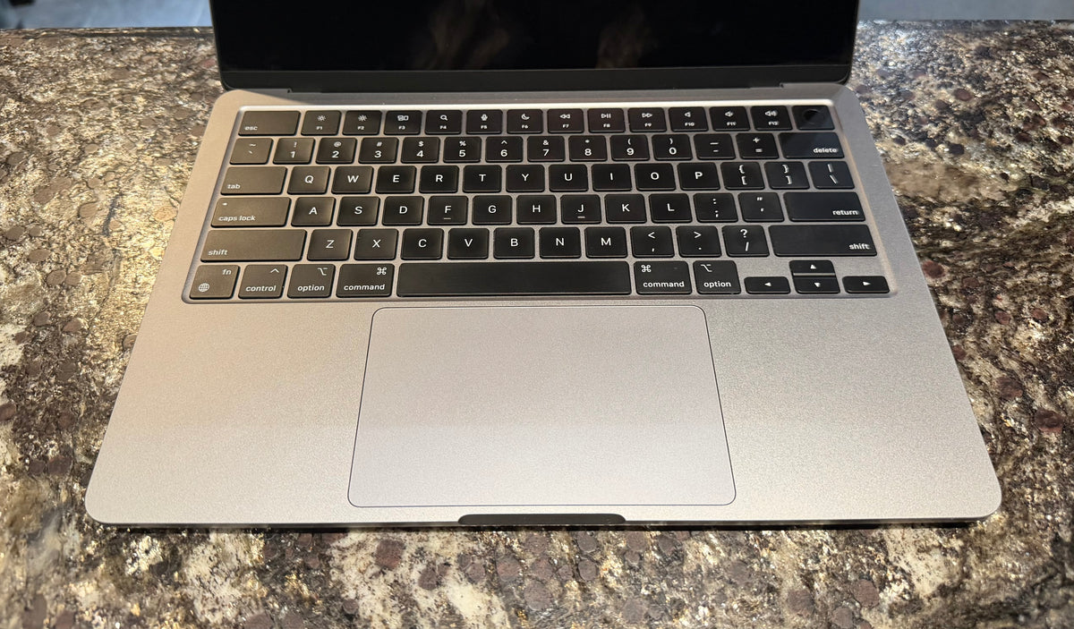 MacBook Air M2 13"