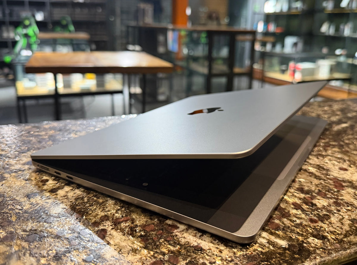 MacBook Air M2 13"