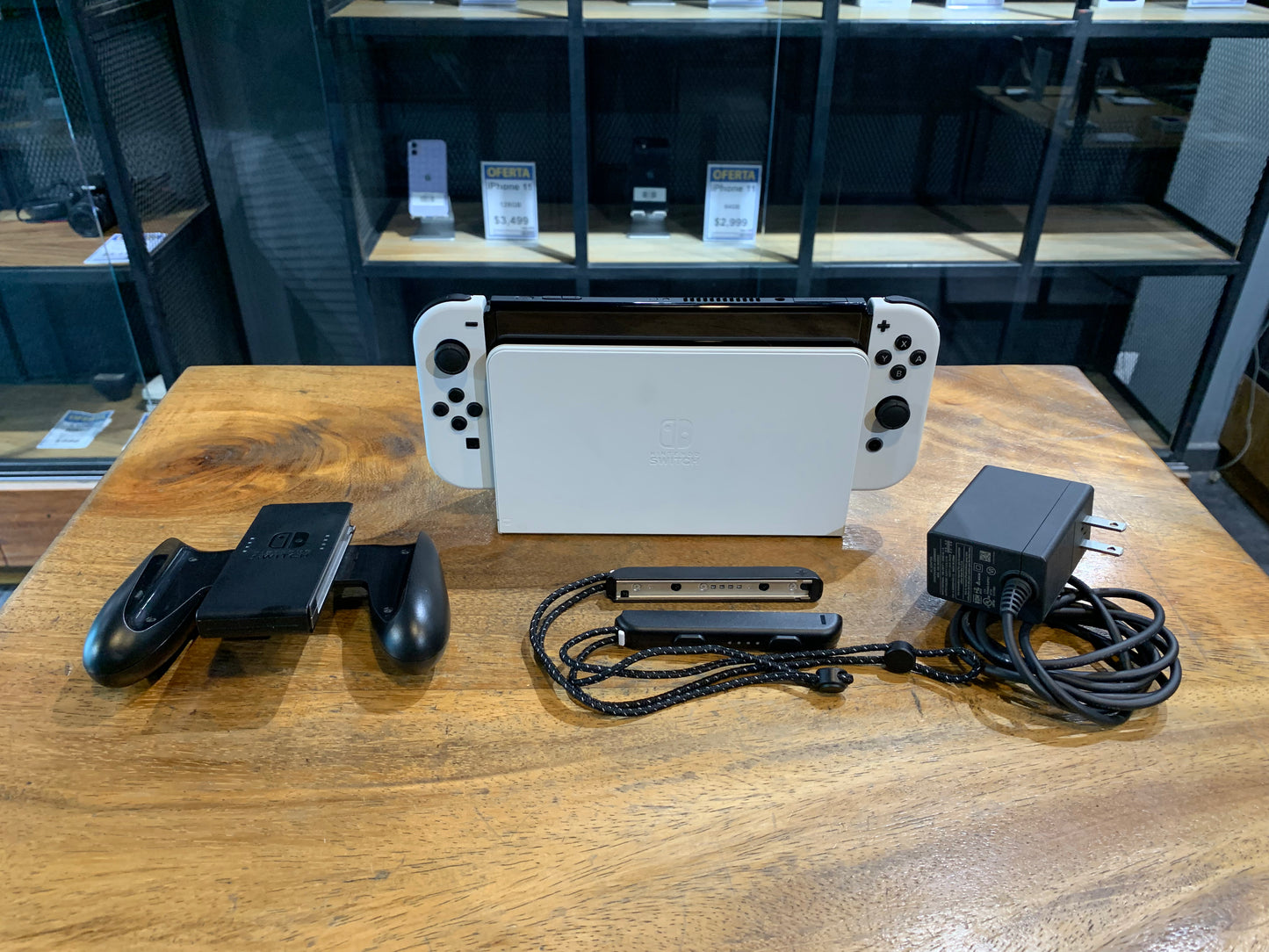 Nintendo Switch OLED 64GB (Producto Unico)
