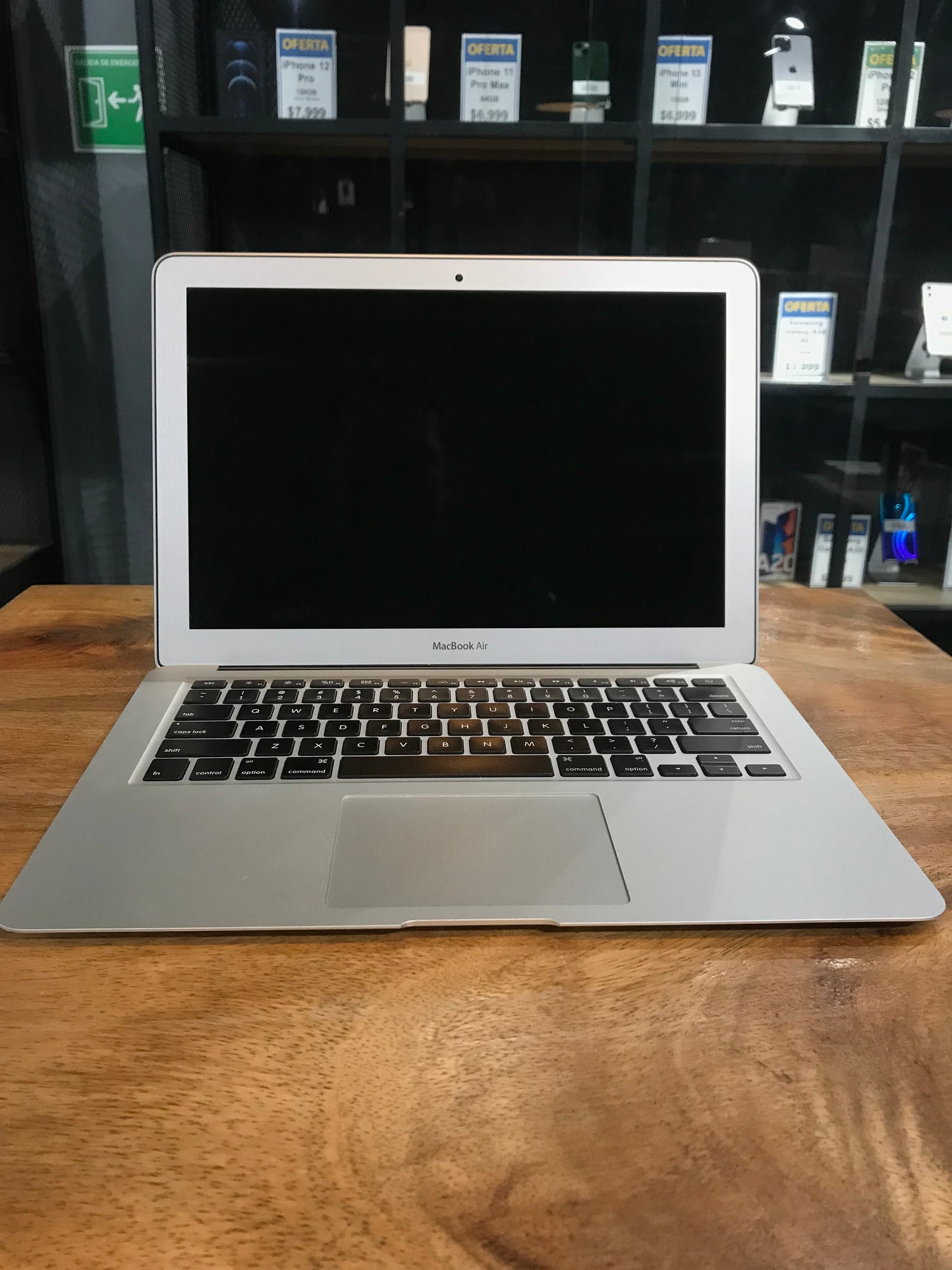 MacBook Air 13" 2017 (Producto Unico)