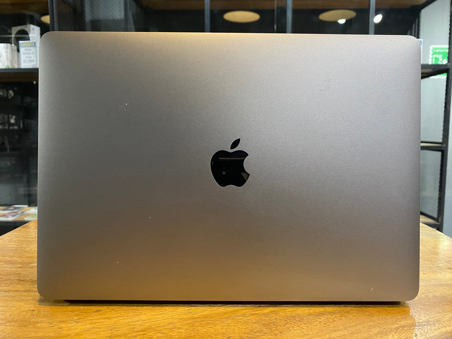 MacBook Pro 13" 2020 256GB / 8GB (Producto Único)