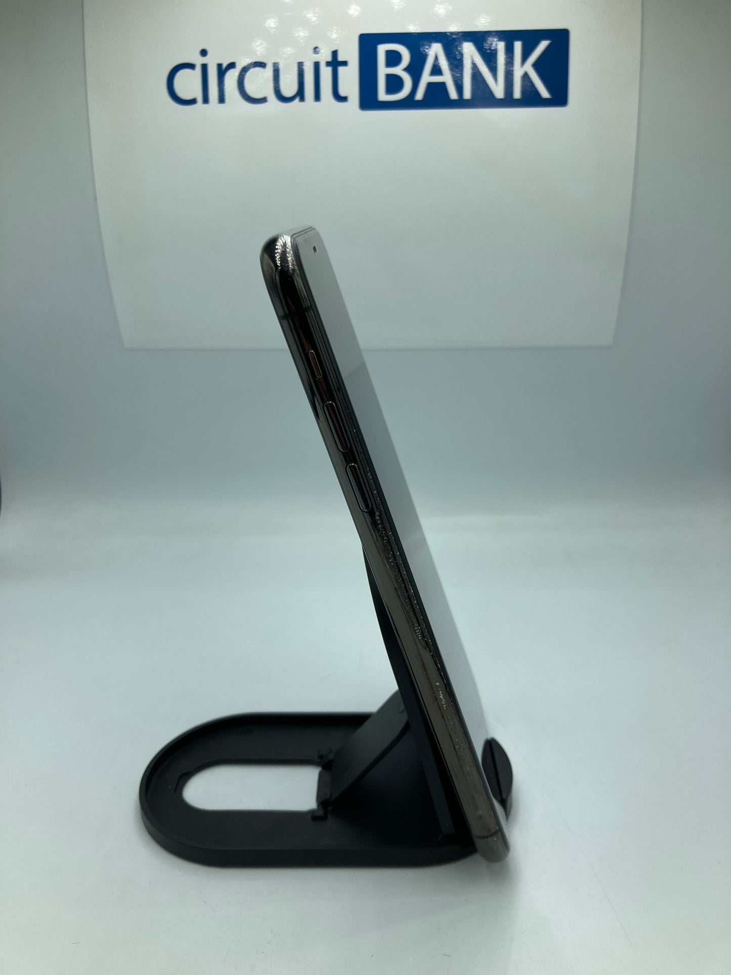 iPhone 11 Pro Max 64GB (Producto Único)