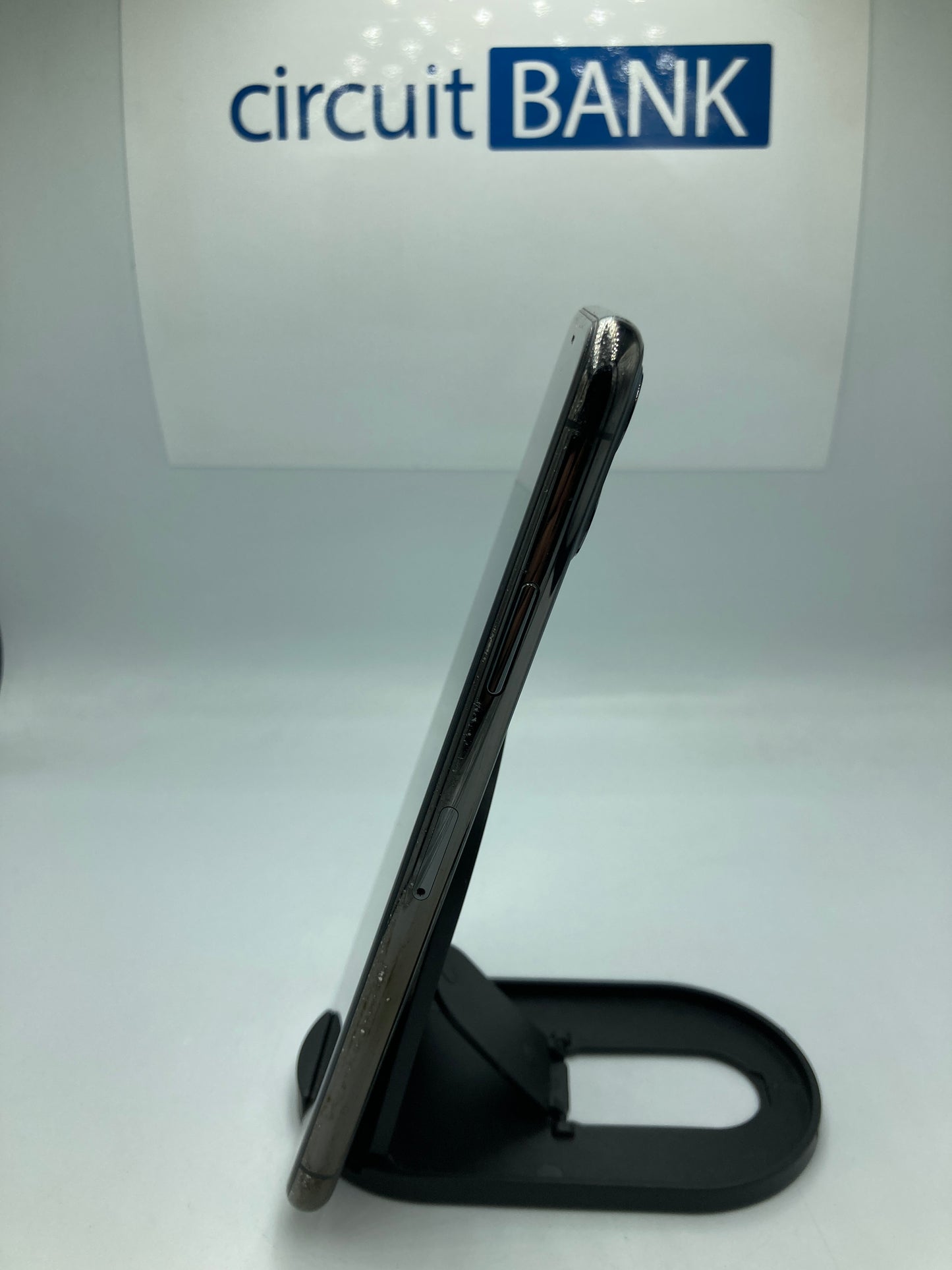 iPhone 11 Pro Max 64GB (Producto Único)
