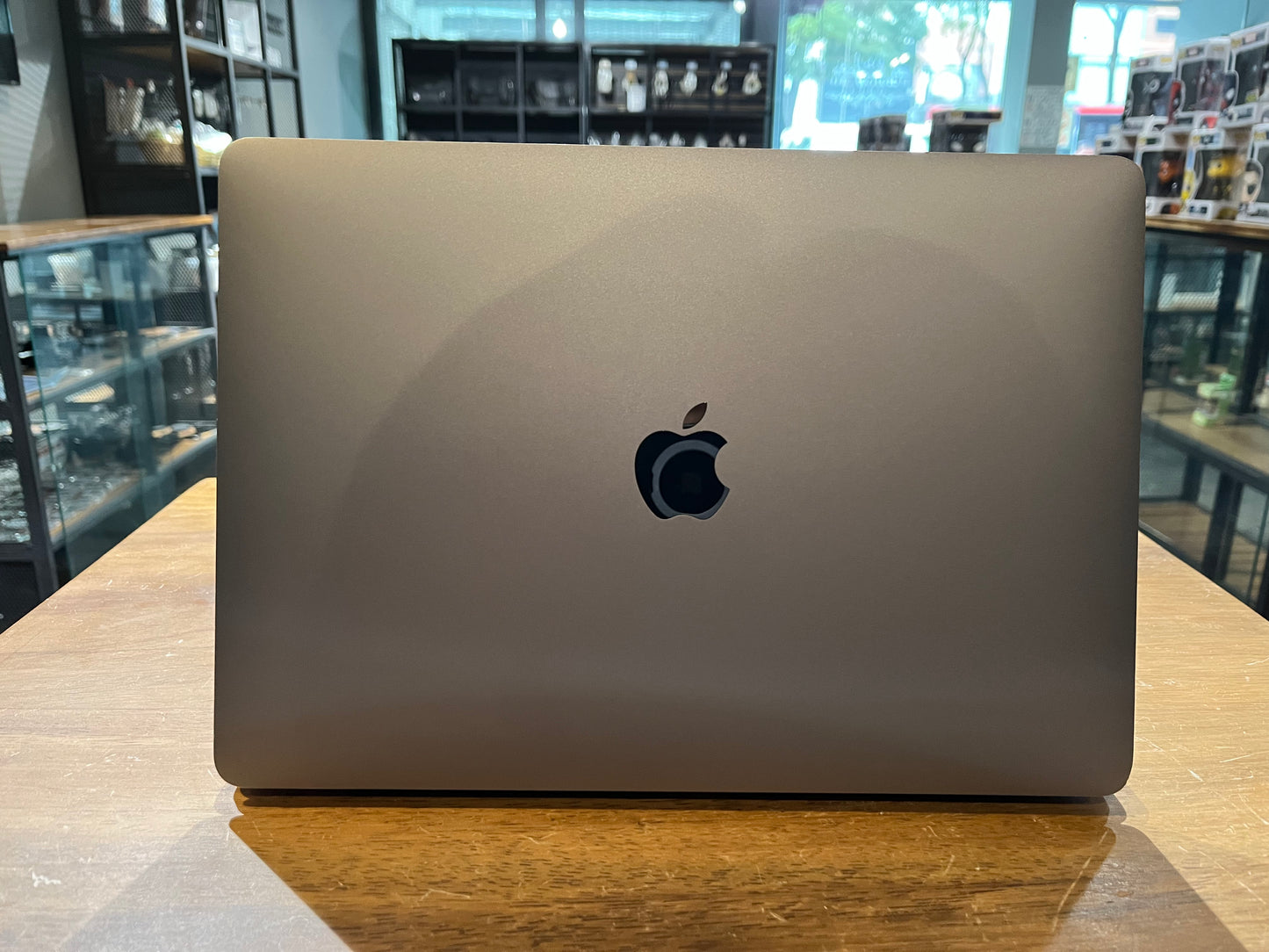 MacBook Pro 13" M1/ 512GB/ 8GB RAM/ TouchBar