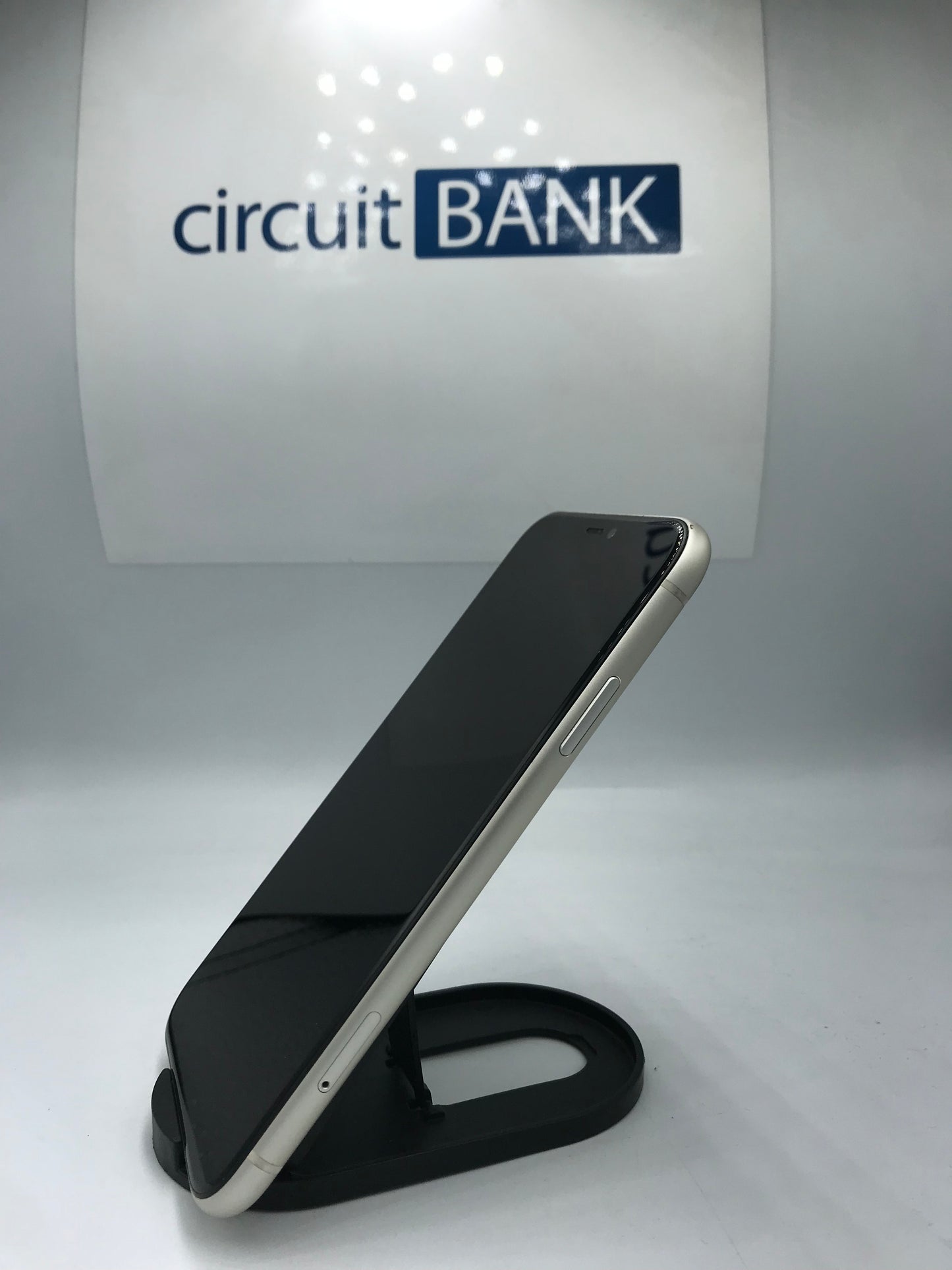 iPhone 11 64GB (Producto Unico)