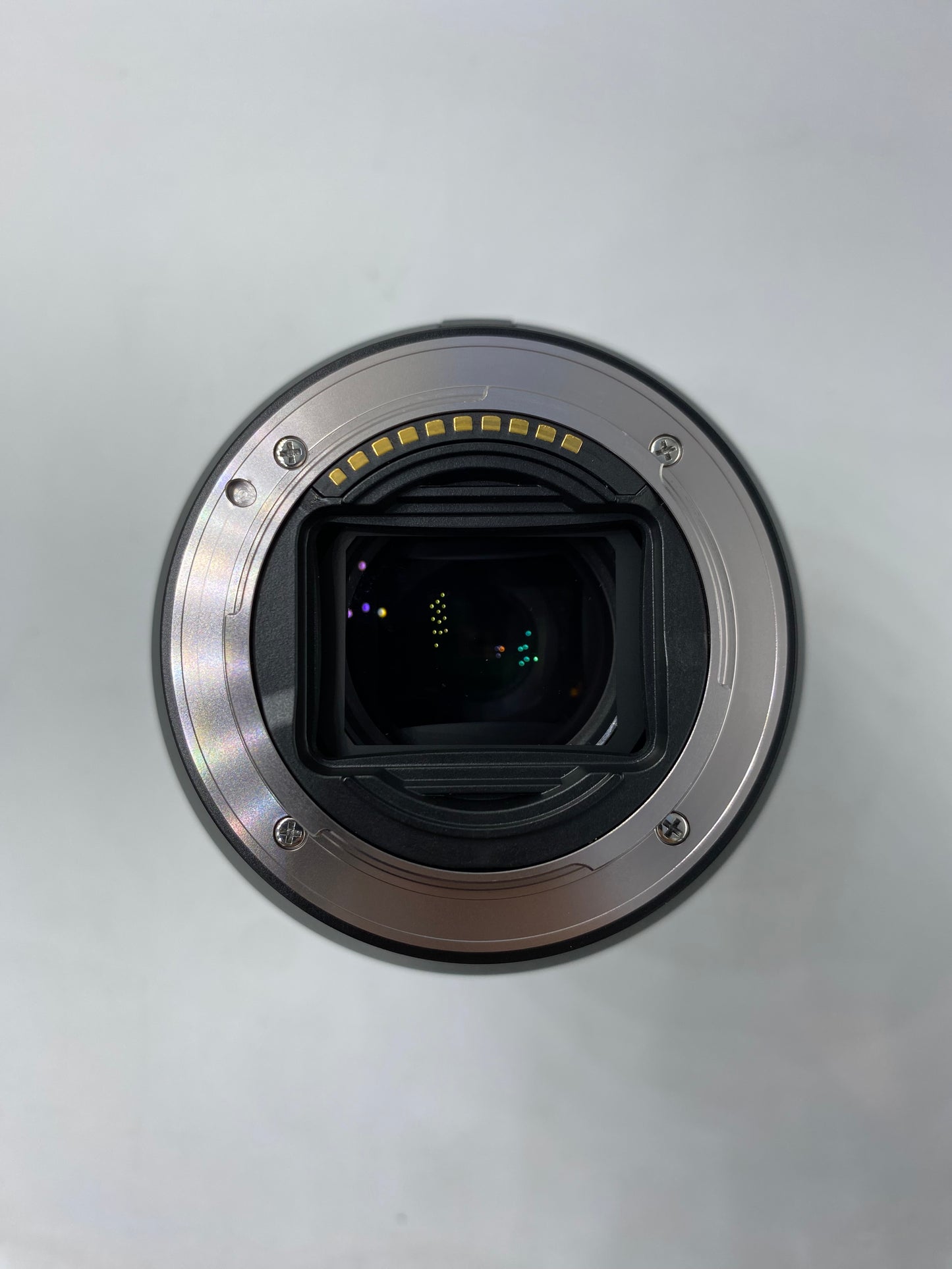 Sony FE 24-240mm 3.5-6.3 (Producto Único)