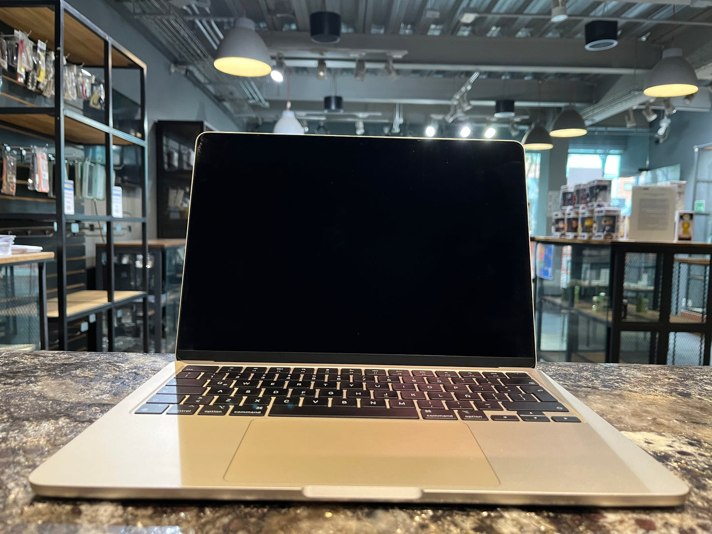Apple MacBook Air M2 2022 13" 256GB / 8GB RAM